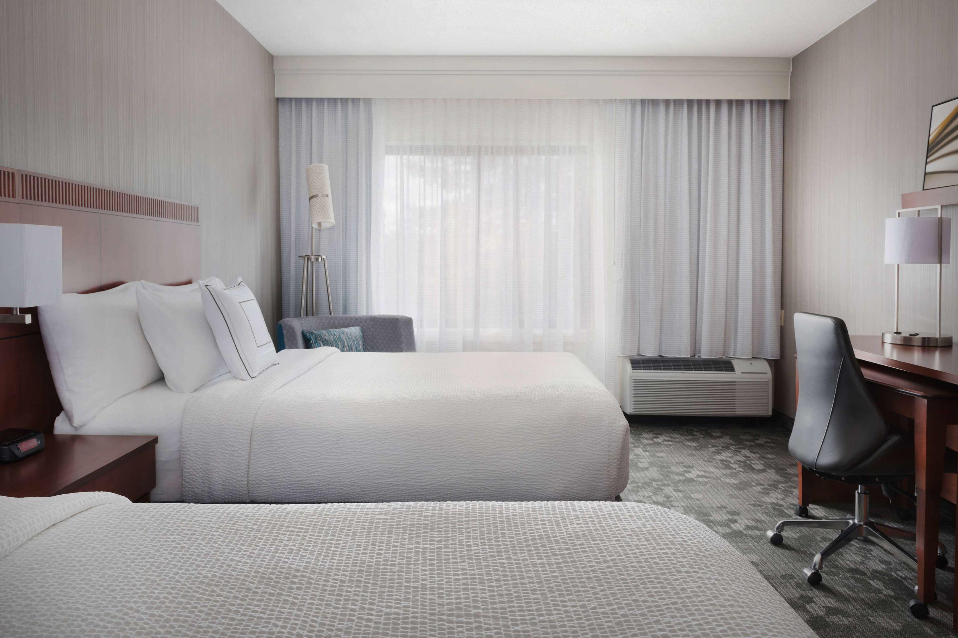 Sonesta Select Boston Stoughton — photo 5
