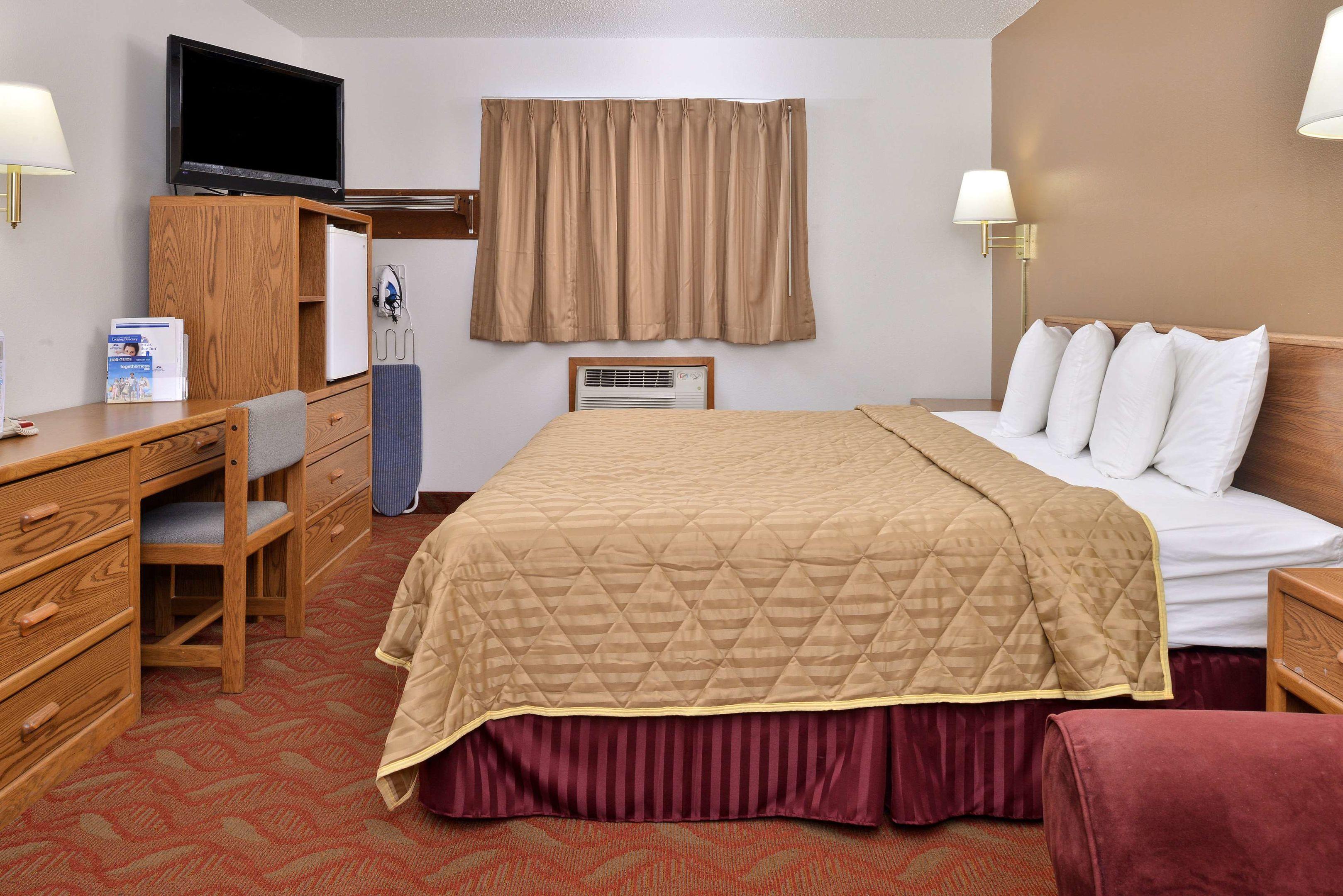 Americas Best Value Inn — photo 4