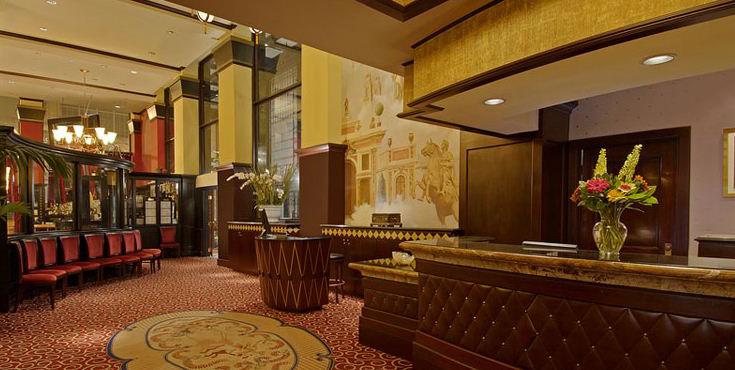 Staypineapple, An Iconic Hotel, The Loop — photo 3