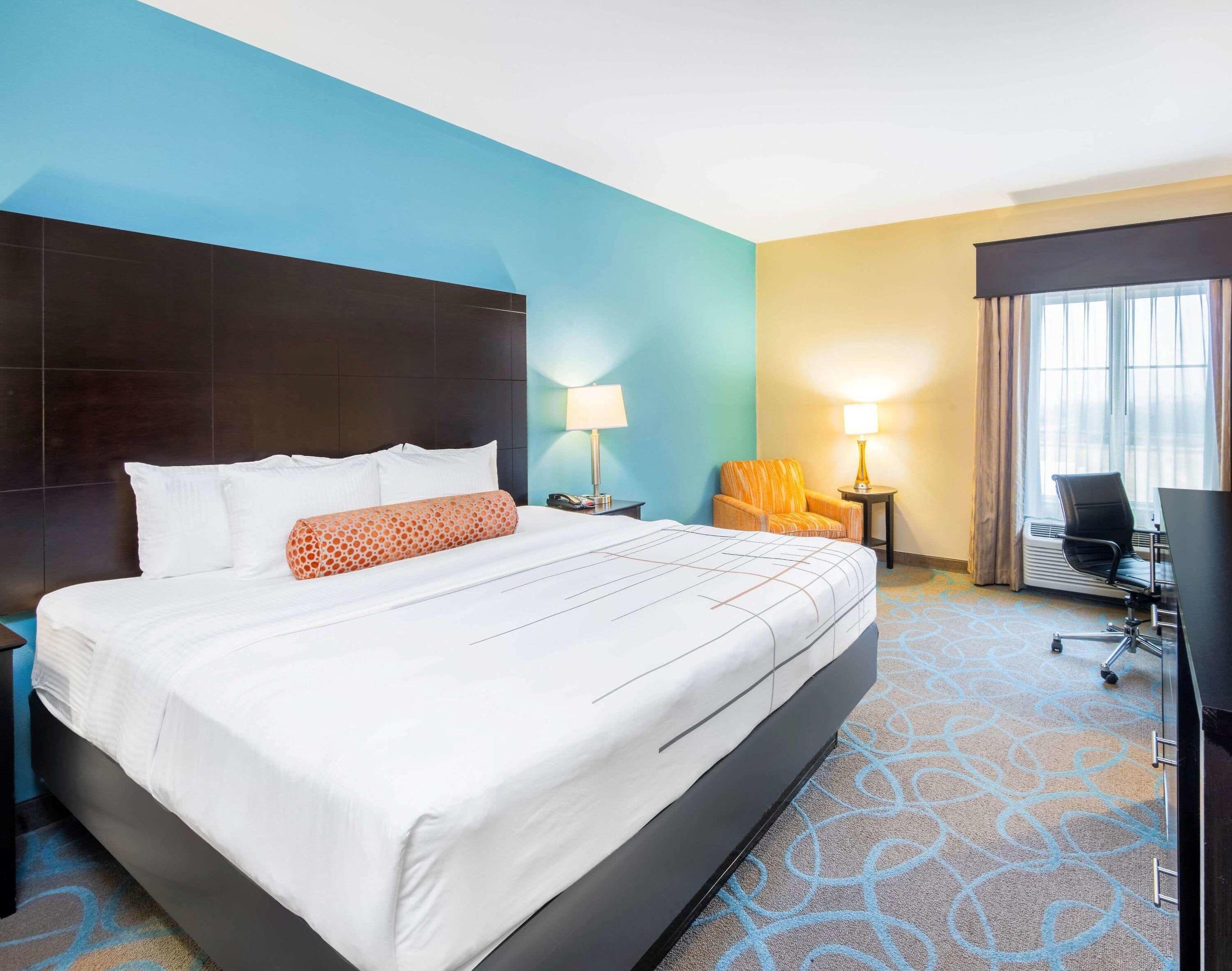 La Quinta Inn & Suites Clinton — photo 5