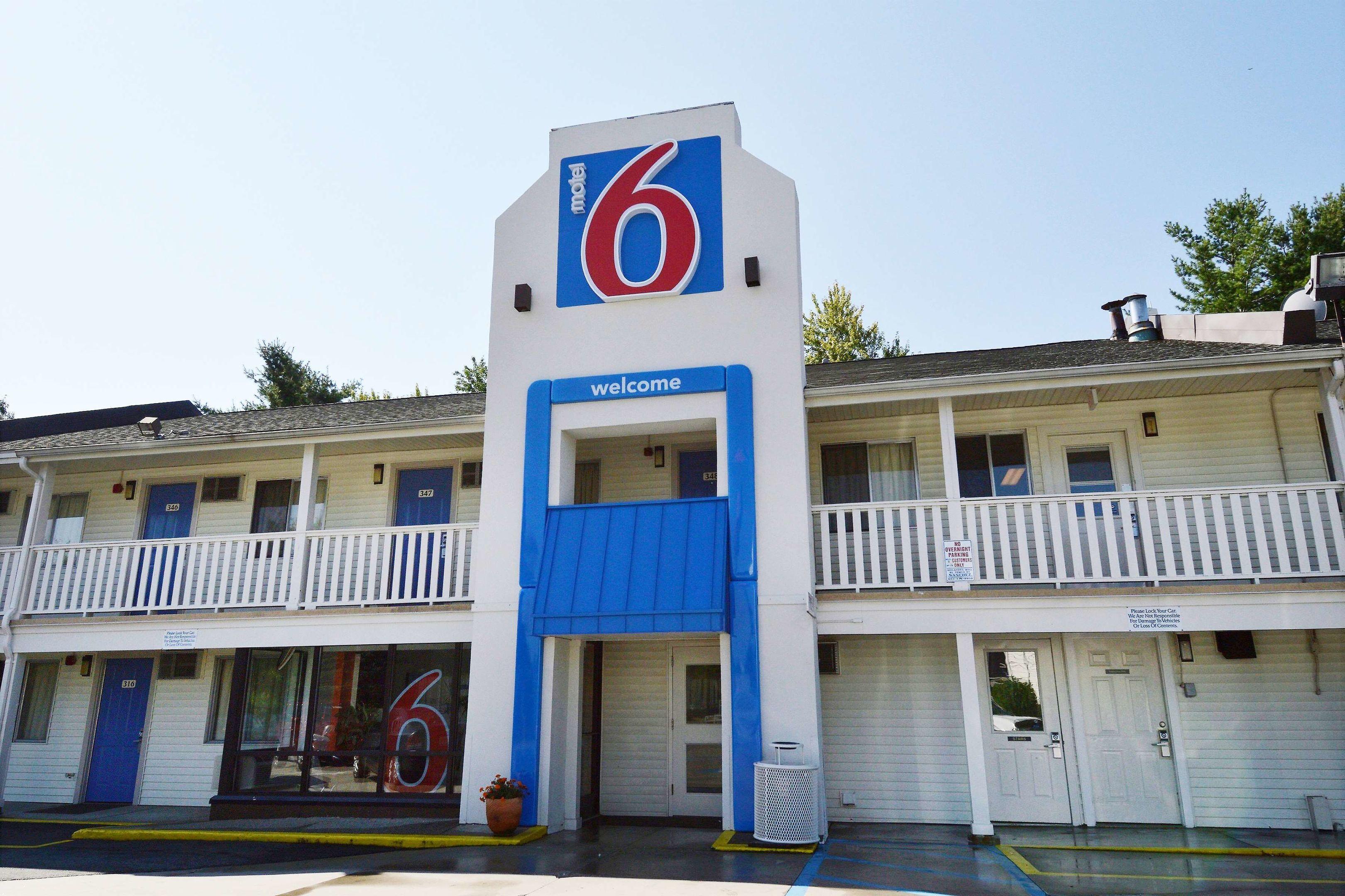 Motel 6 Nashua — photo 4