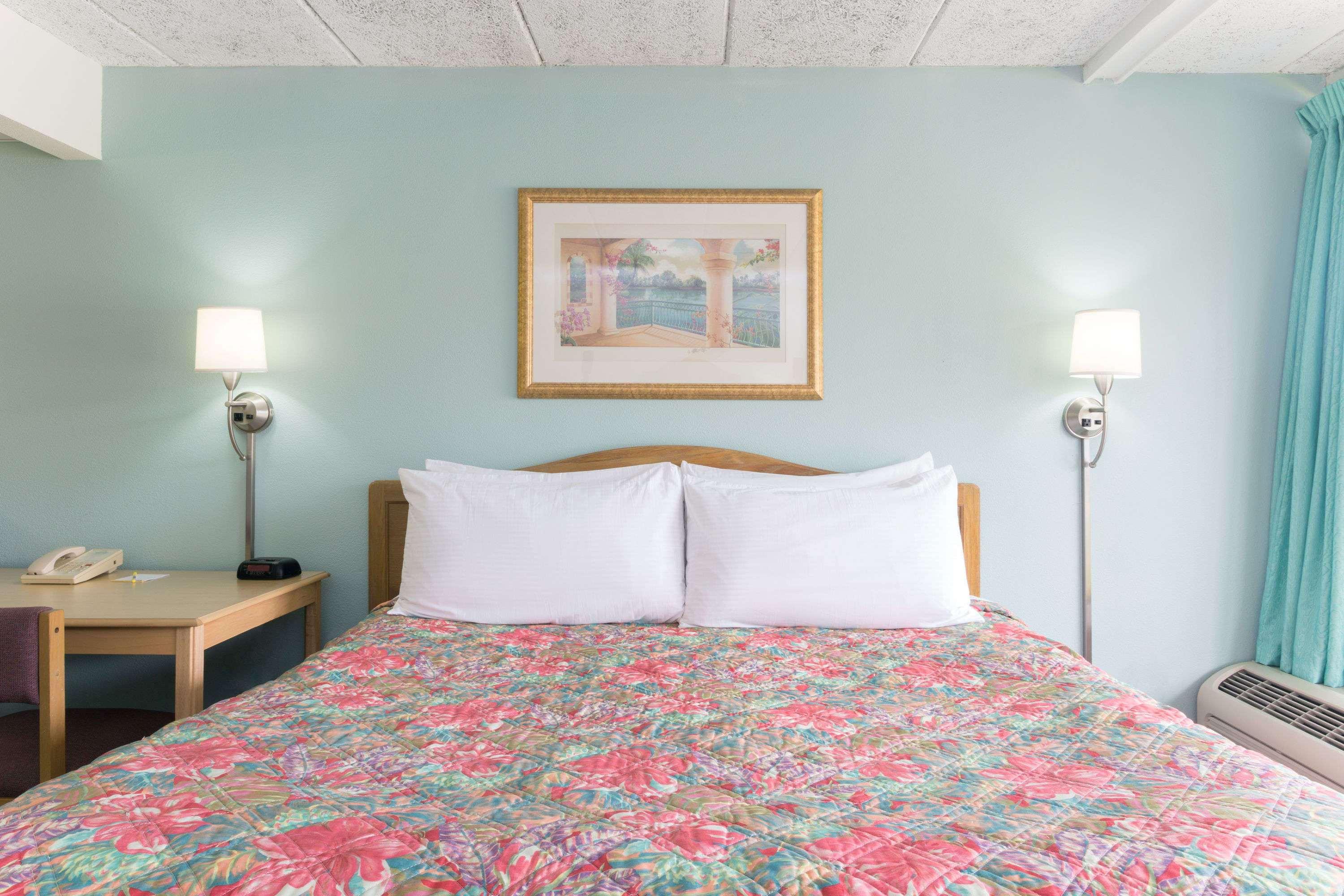 Days Inn & Suites Jekyll Island — photo 5