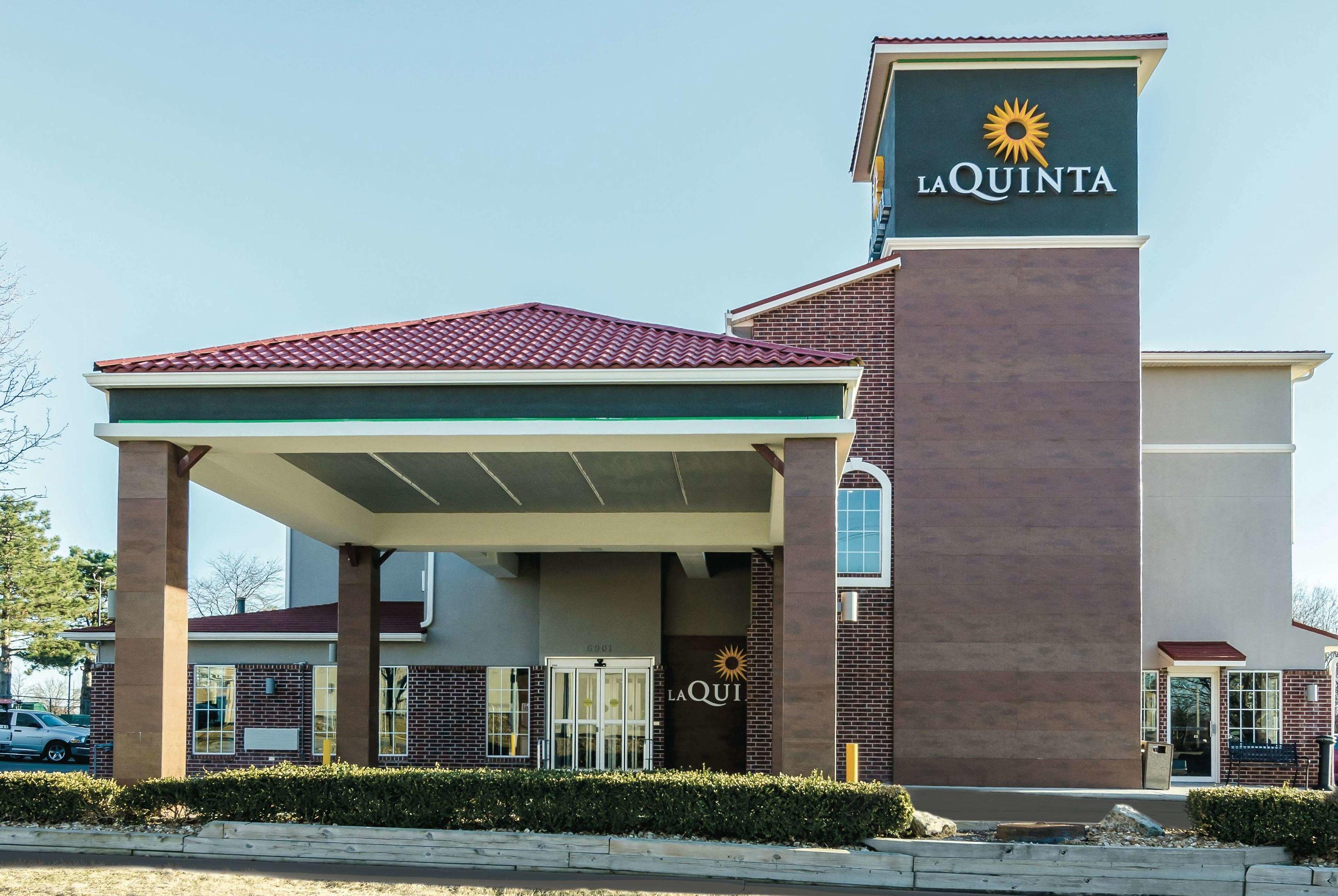 La Quinta Inn & Suites Kansas City Airport — photo 4