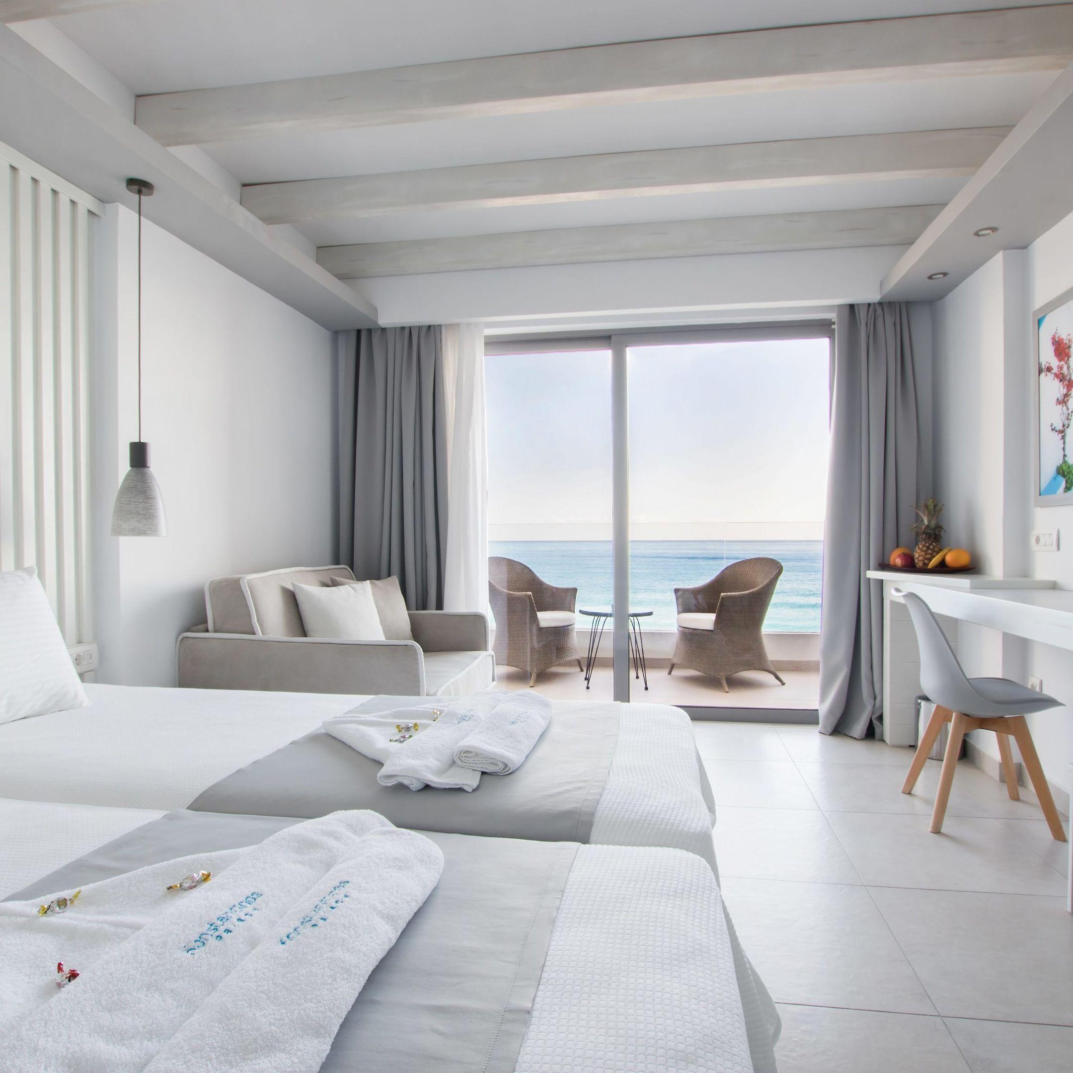 Konstantinos Palace — photo 4