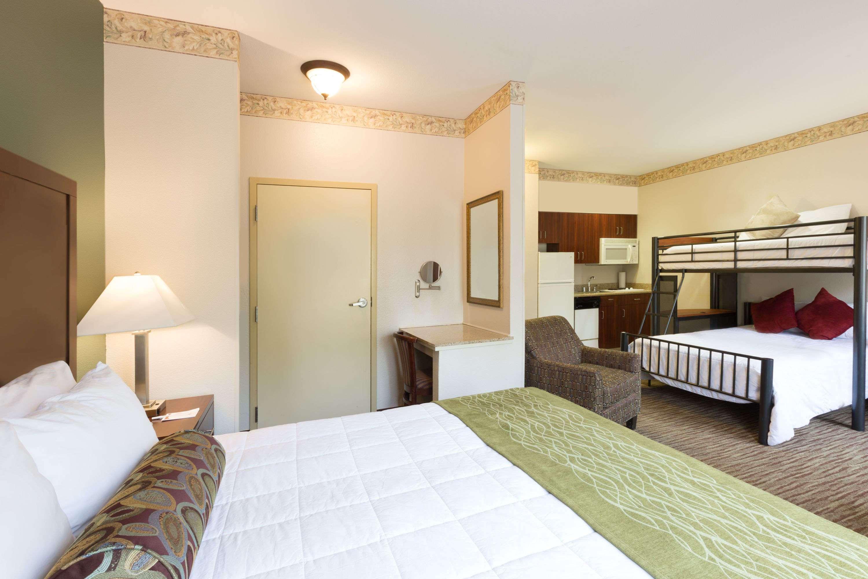 Hawthorn Suites by Wyndham Rancho Cordova / Folsom — photo 4