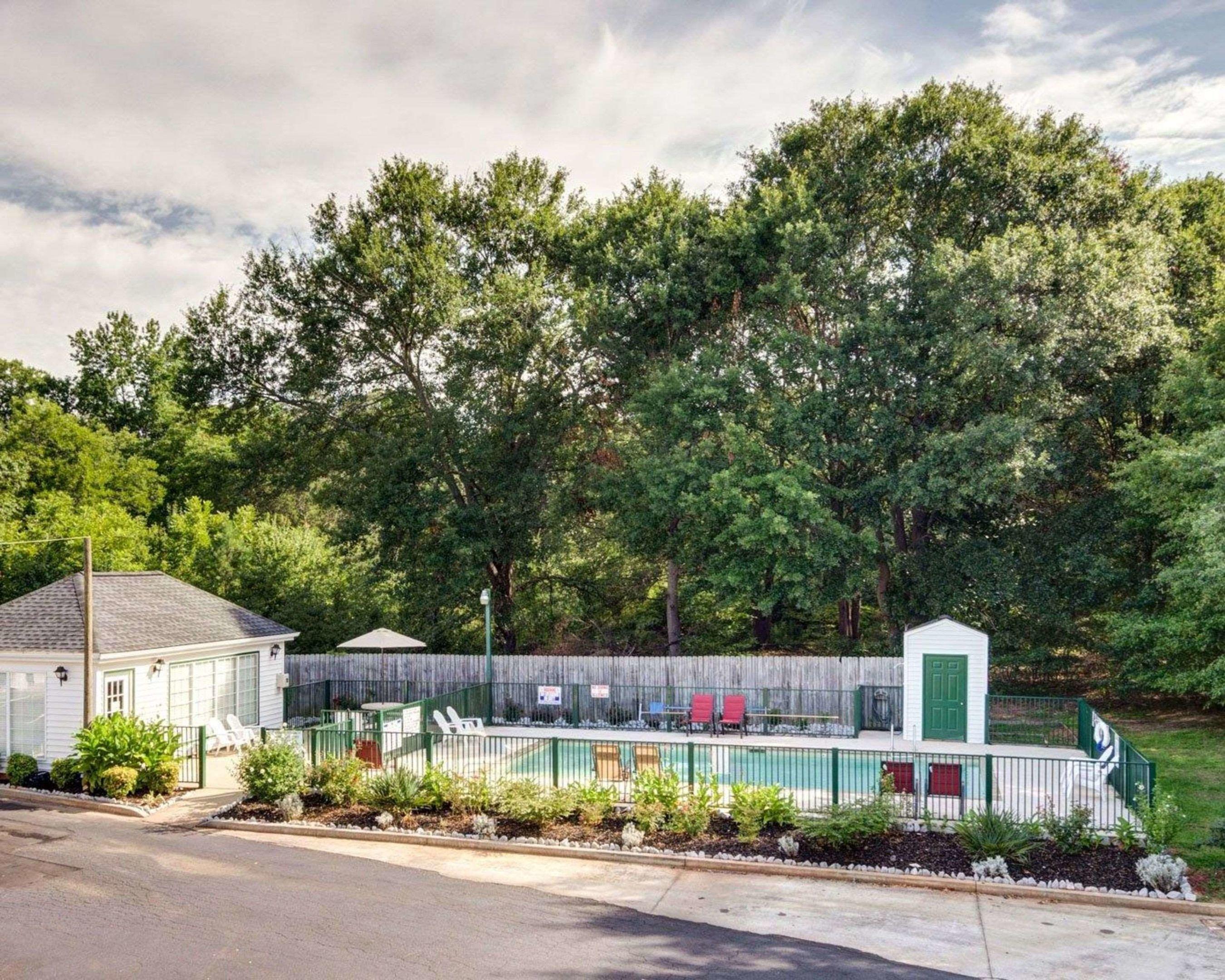 Quality Inn — photo 4