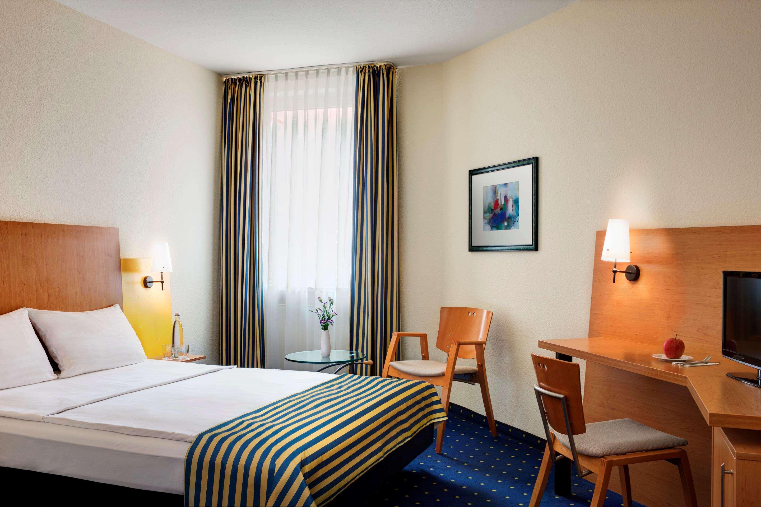 InterCityHotel Stralsund — photo 5