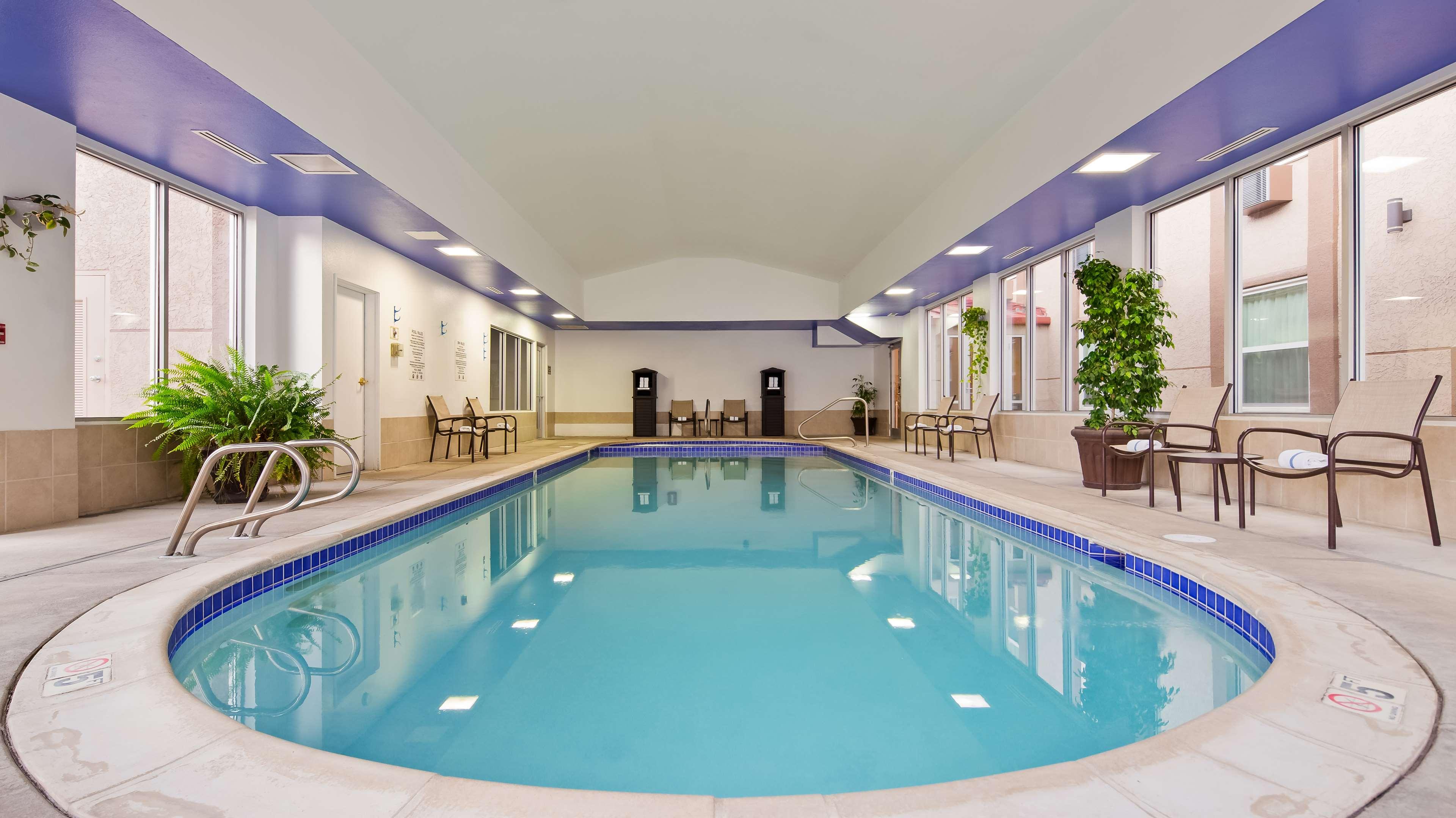 Best Western Executive Inn & Suites — photo 3