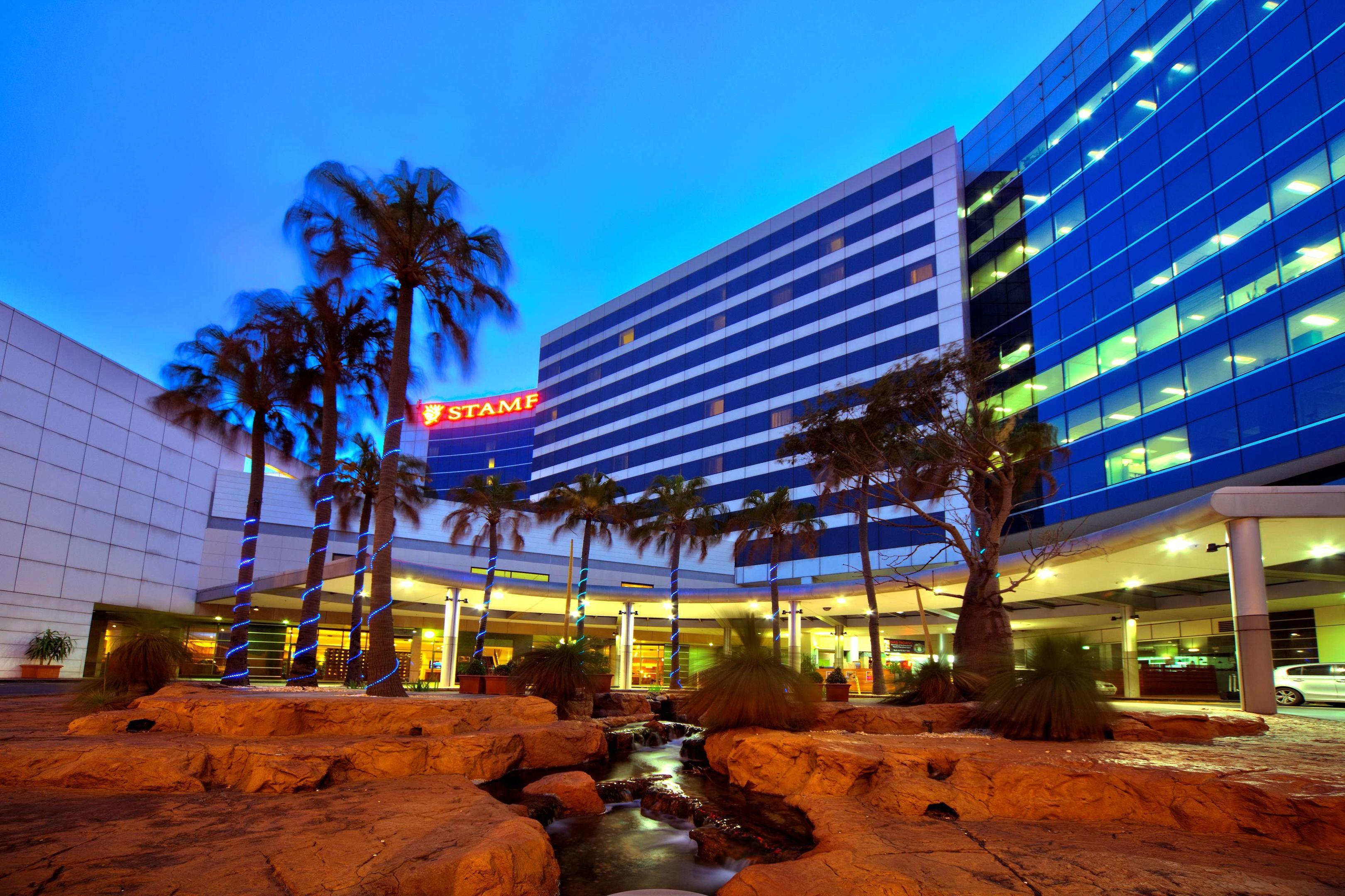Stamford Plaza Sydney Airport Hotel & Conference Centre — photo 5