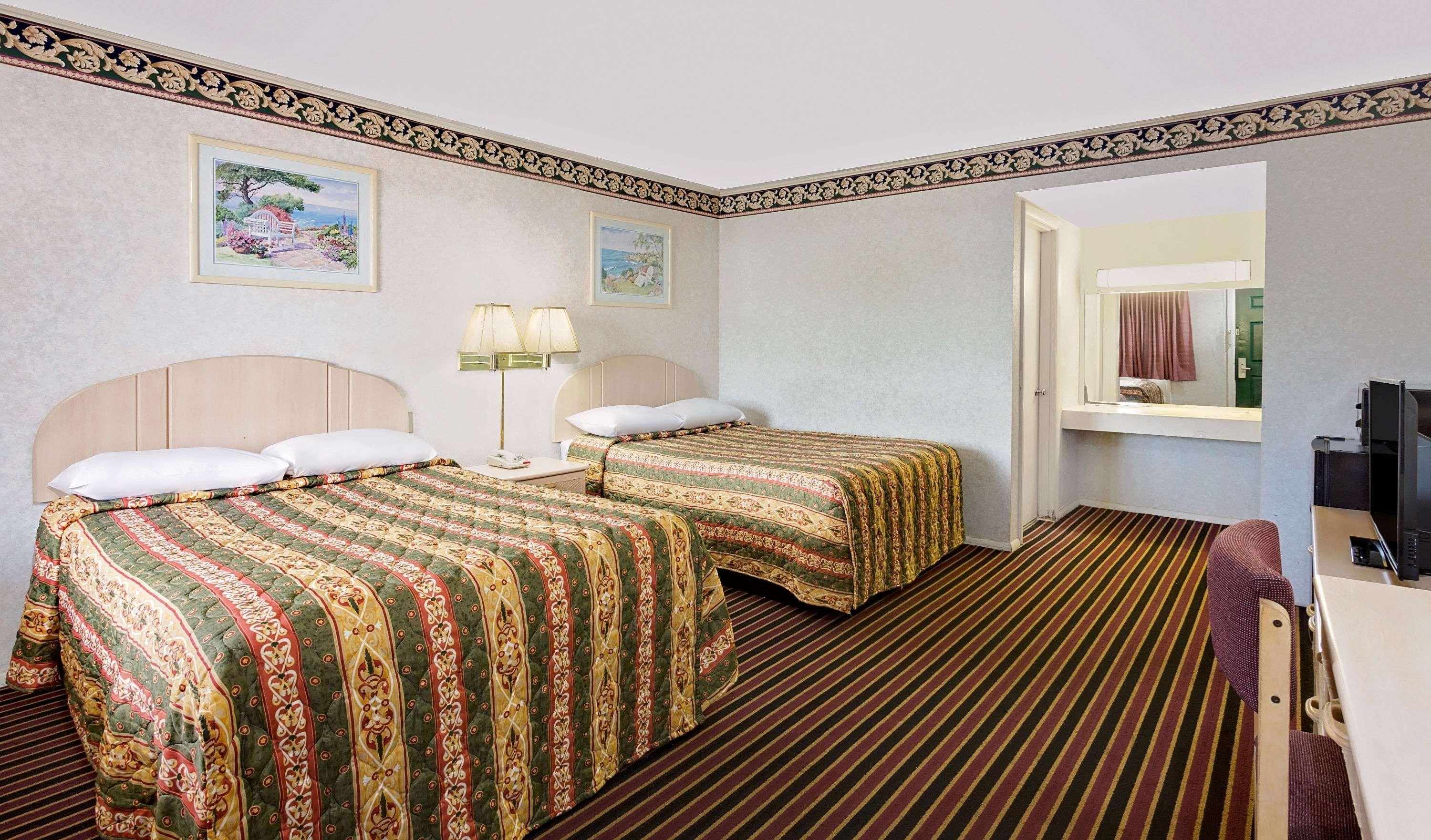 Knights Inn Madison Heights Lynchburg — photo 4