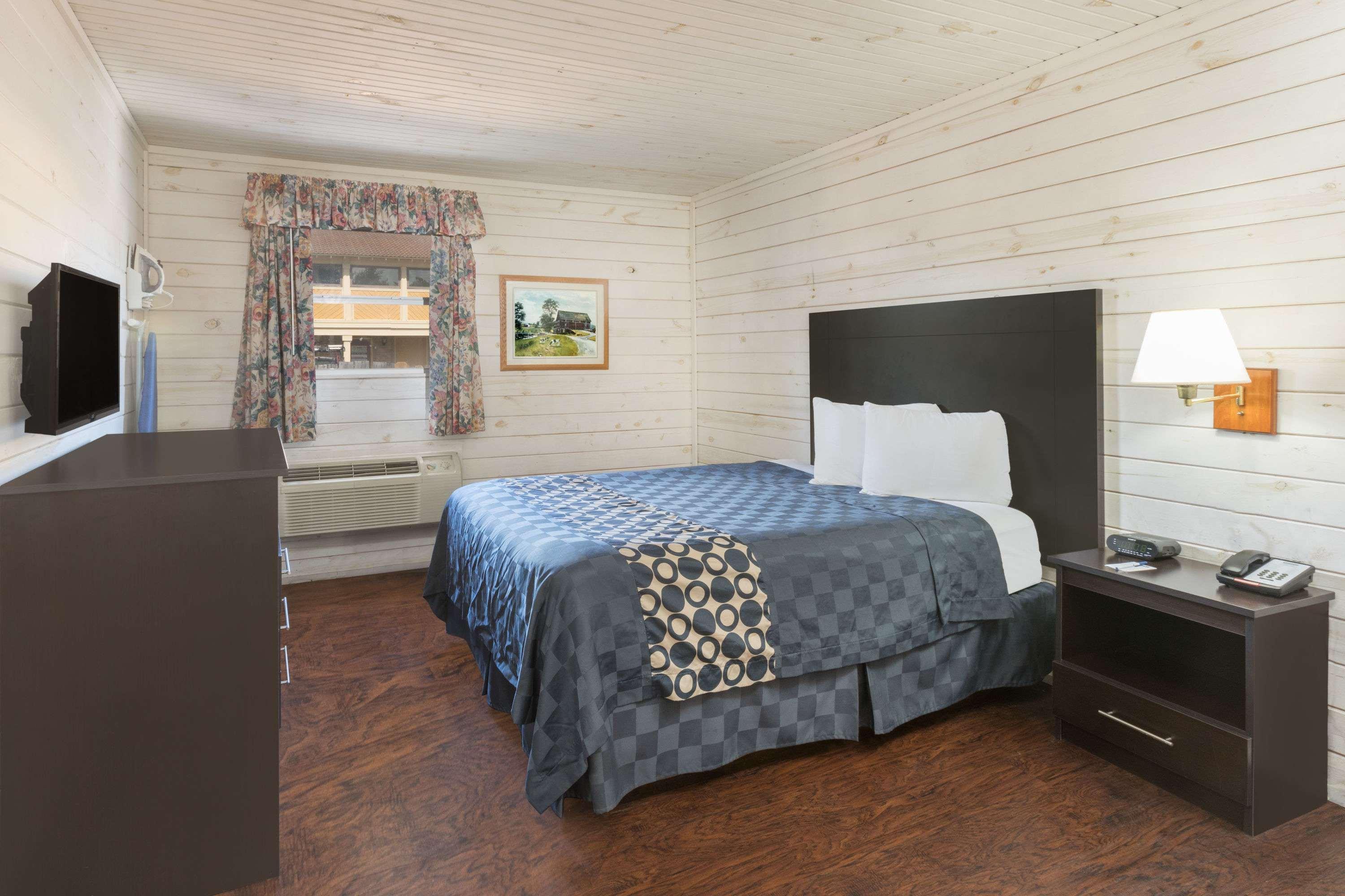 Travelodge Inn & Suites by Wyndham San Antonio Airport — photo 4
