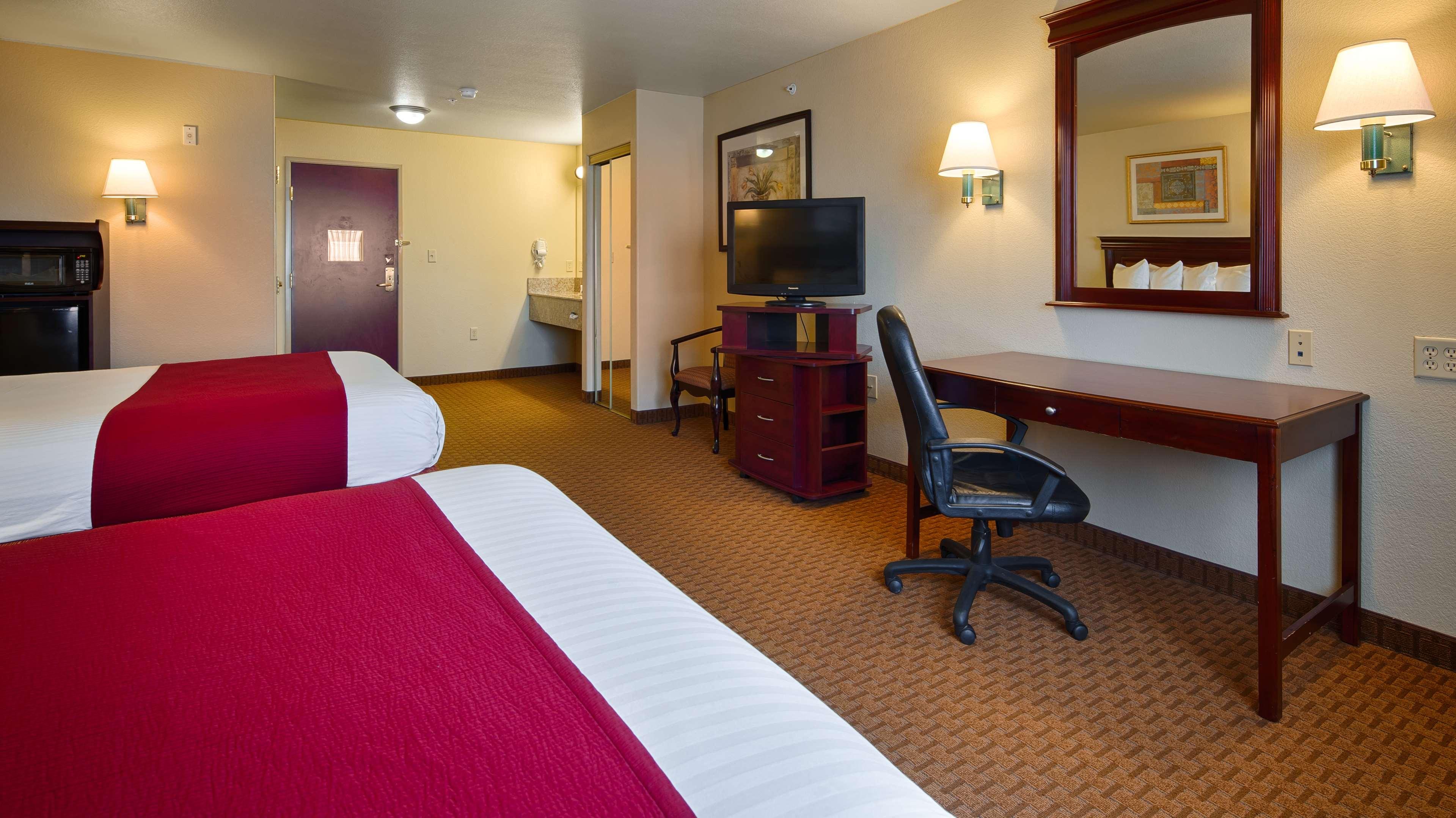 SureStay Plus Hotel by Best Western Quanah — photo 5