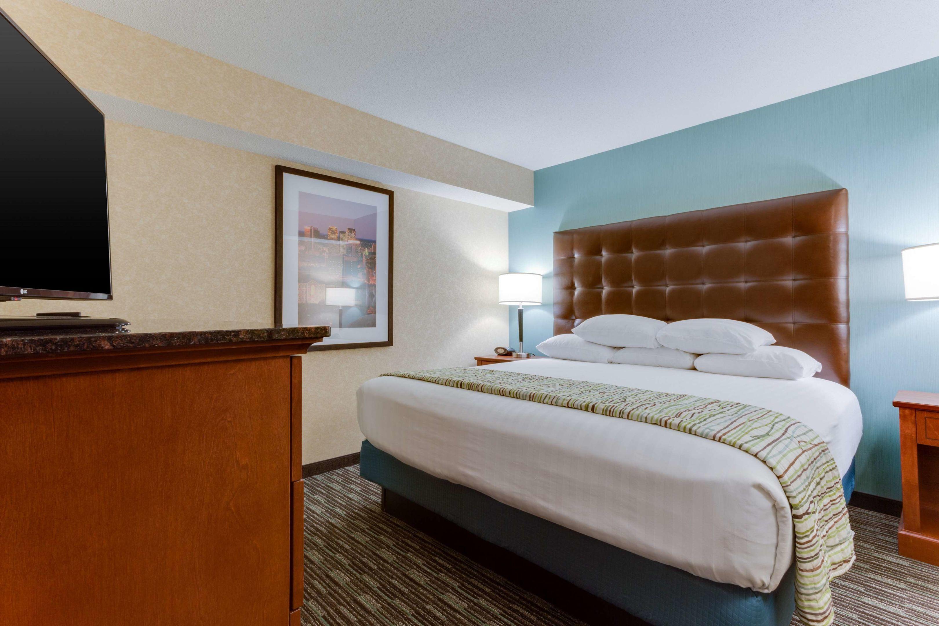 Drury Inn & Suites Southwest — photo 4