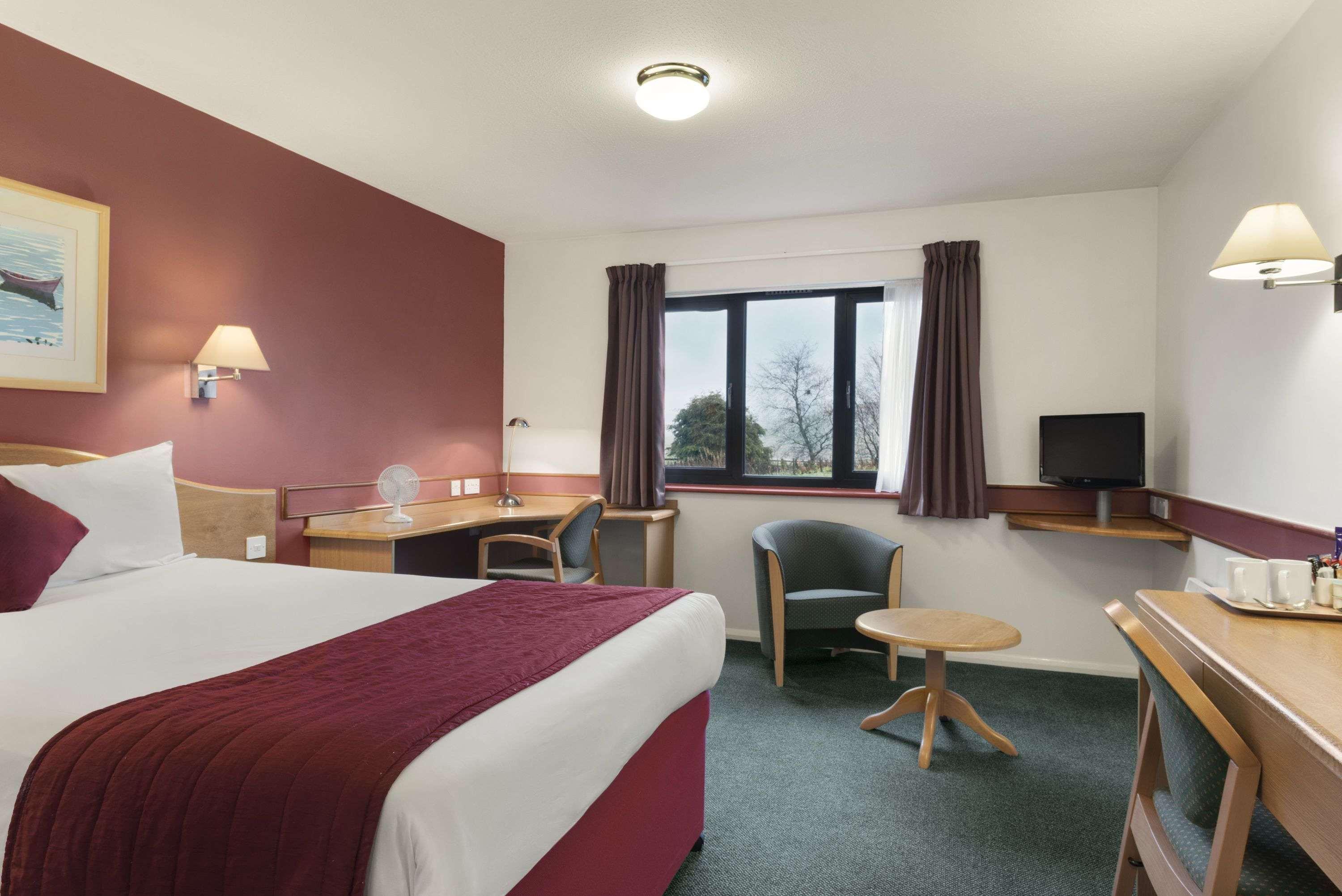 Days Inn Abington M74 — photo 4