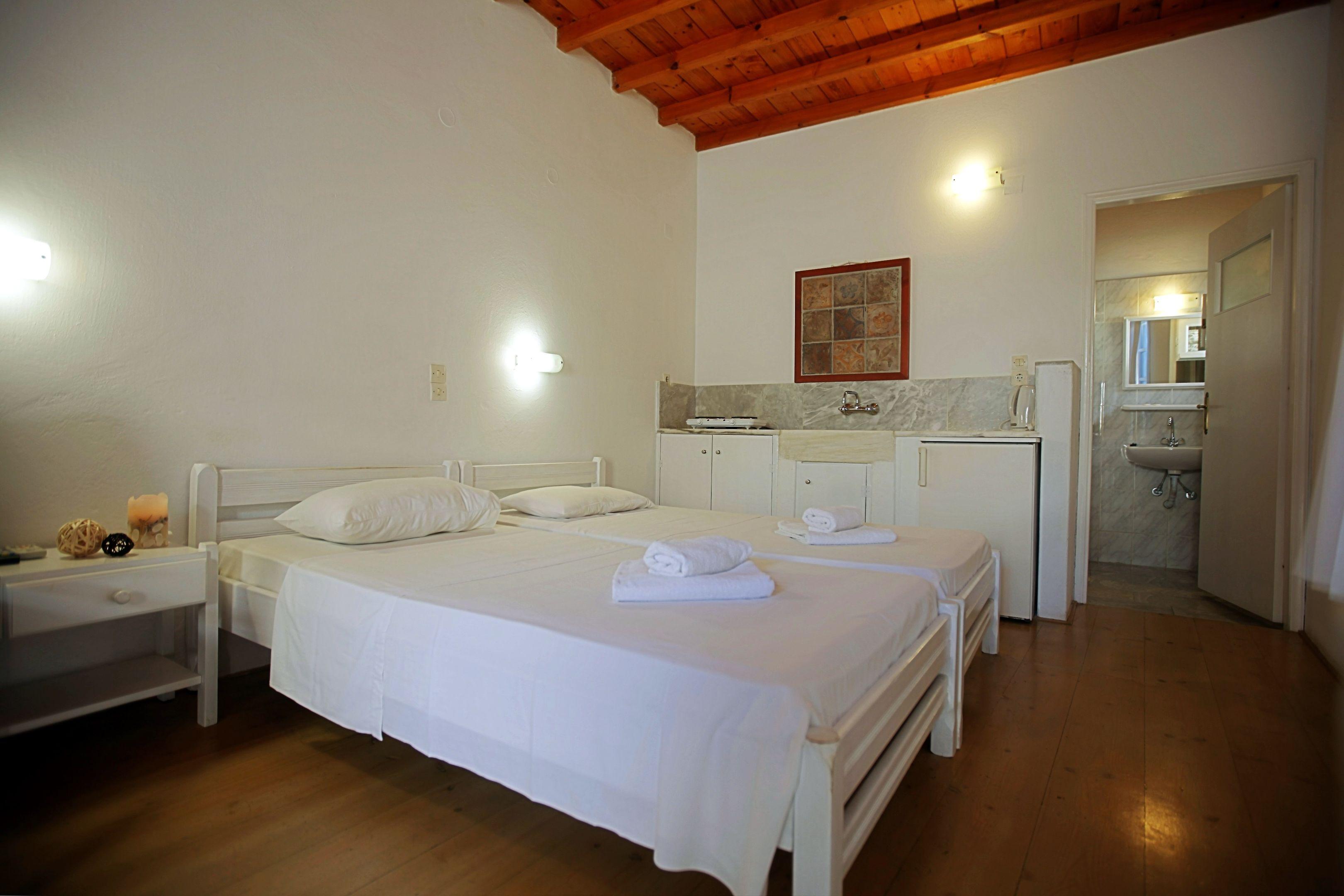 Voula Apartments & Rooms — photo 5