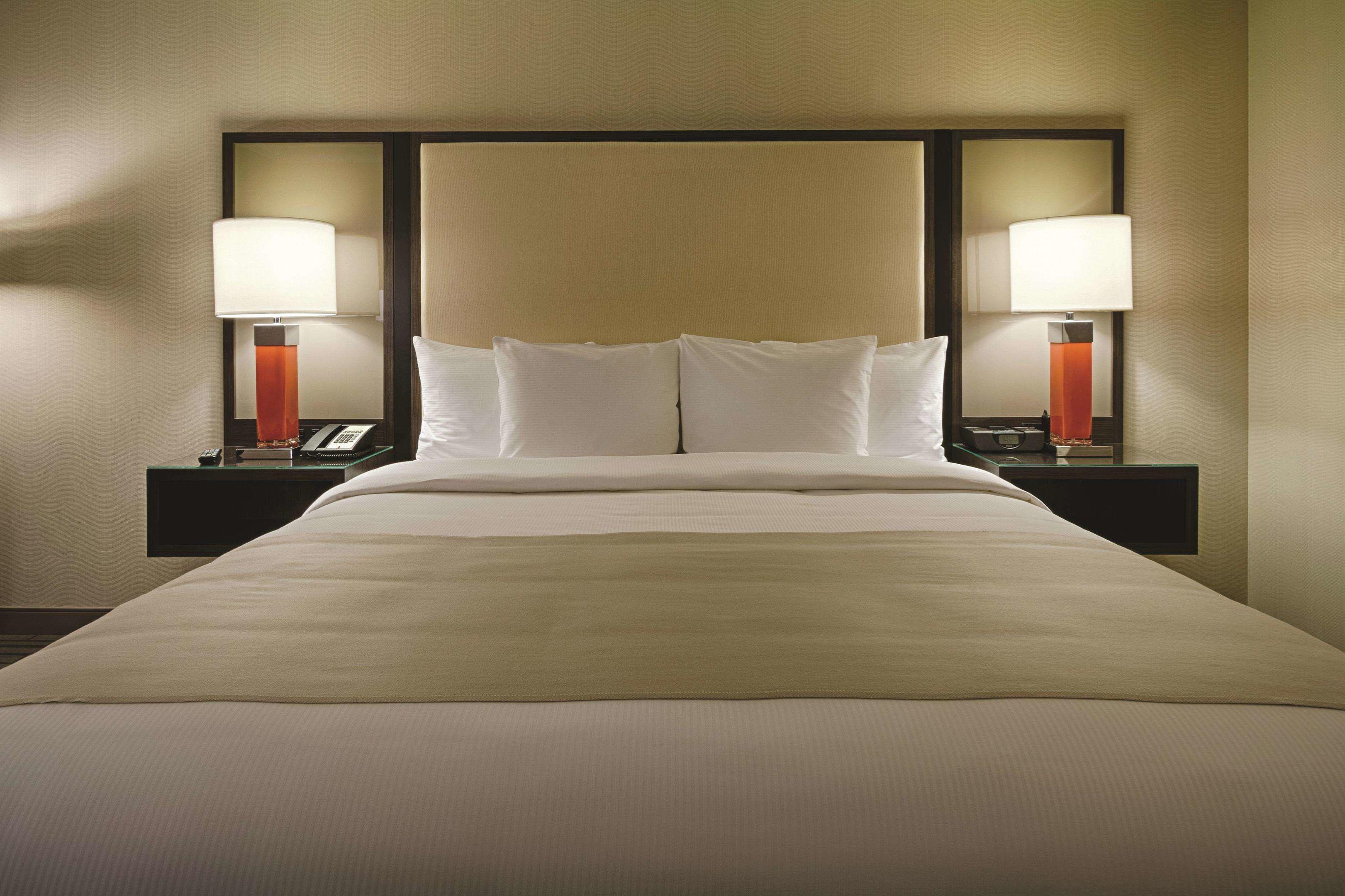 DoubleTree by Hilton Bristol Connecticut — photo 4