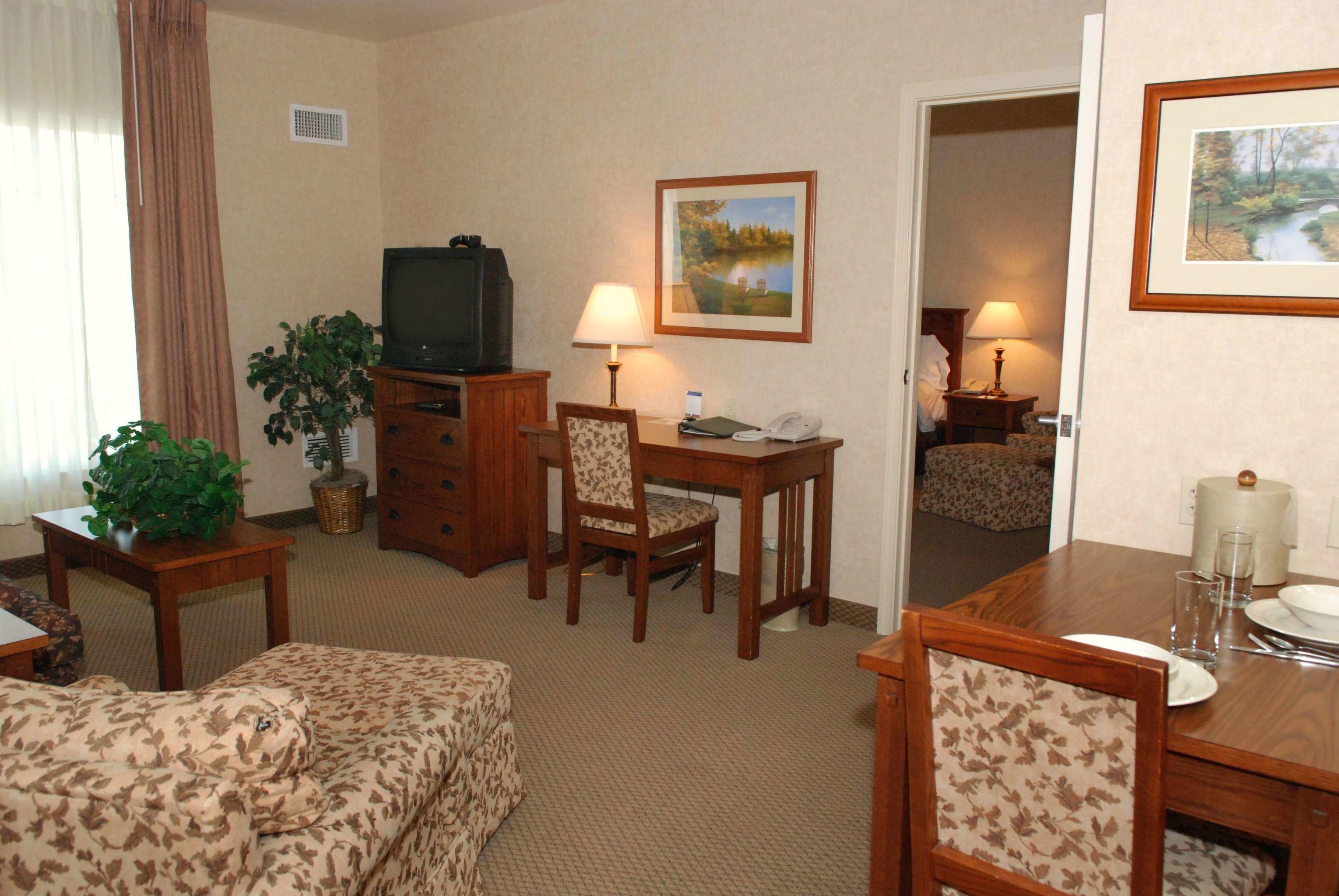 Homewood Suites by Hilton Bakersfield — photo 4