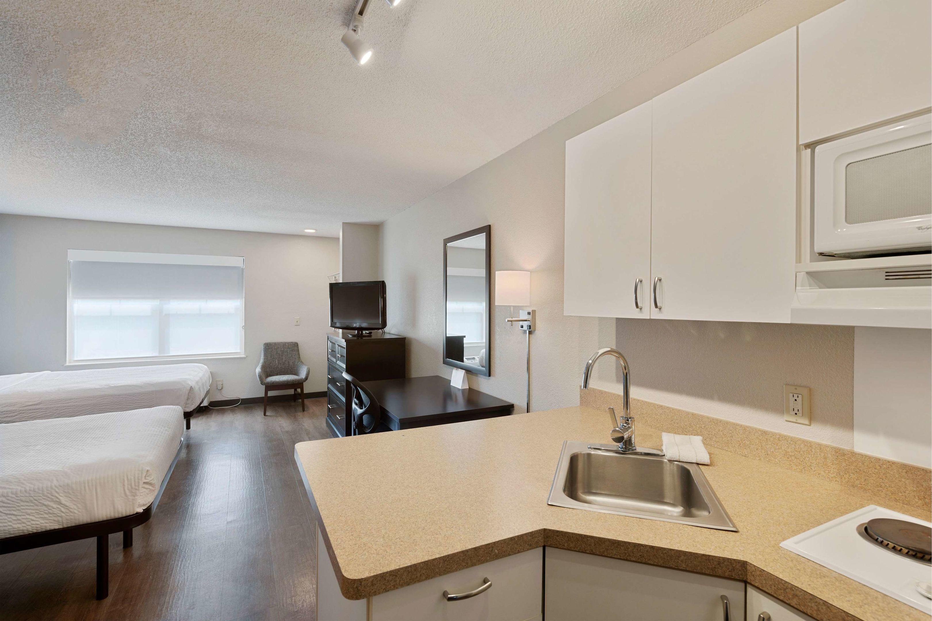 Extended Stay America - Charlotte - Tyvola Rd. — photo 3