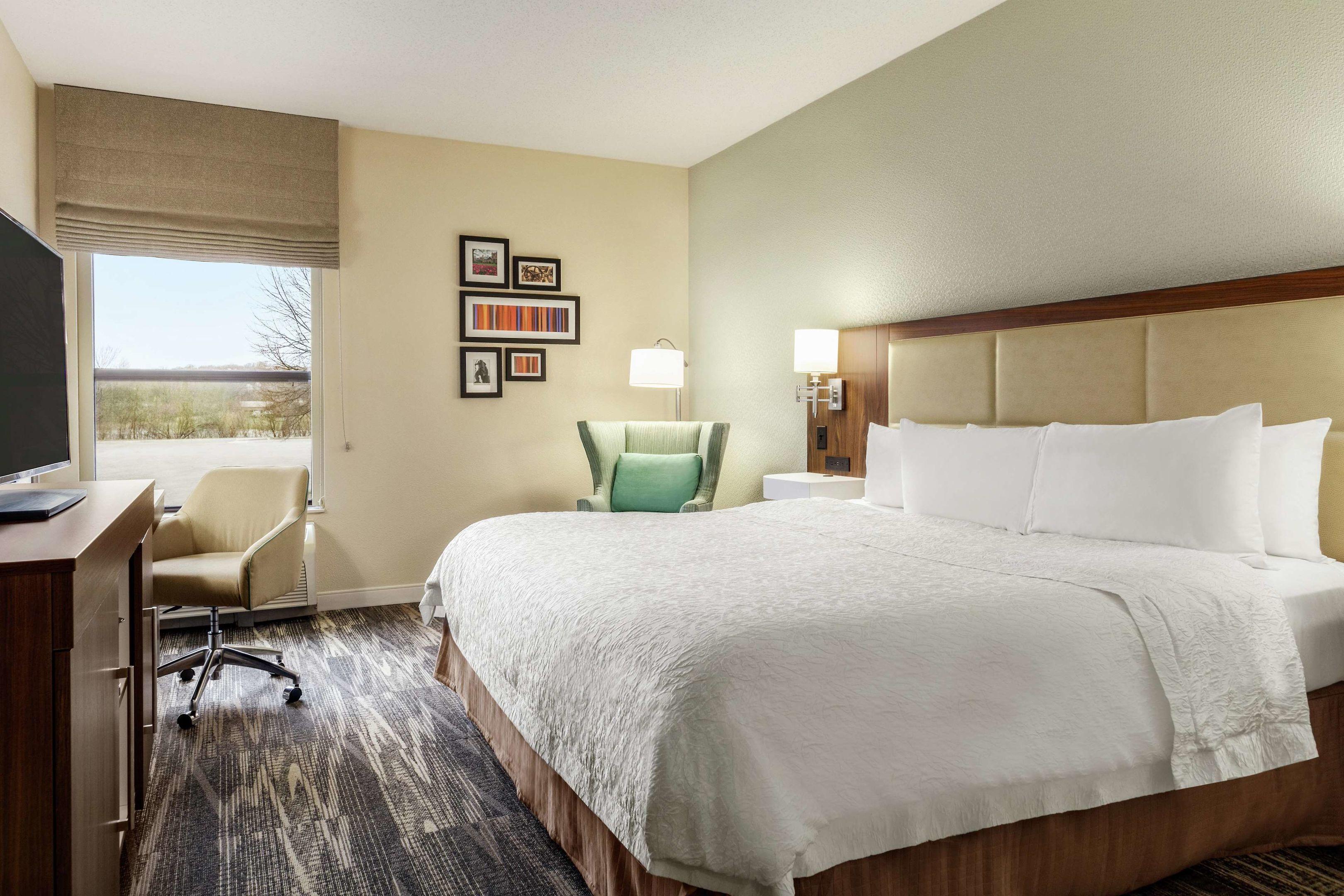 Hampton Inn Akron-Fairlawn — photo 4