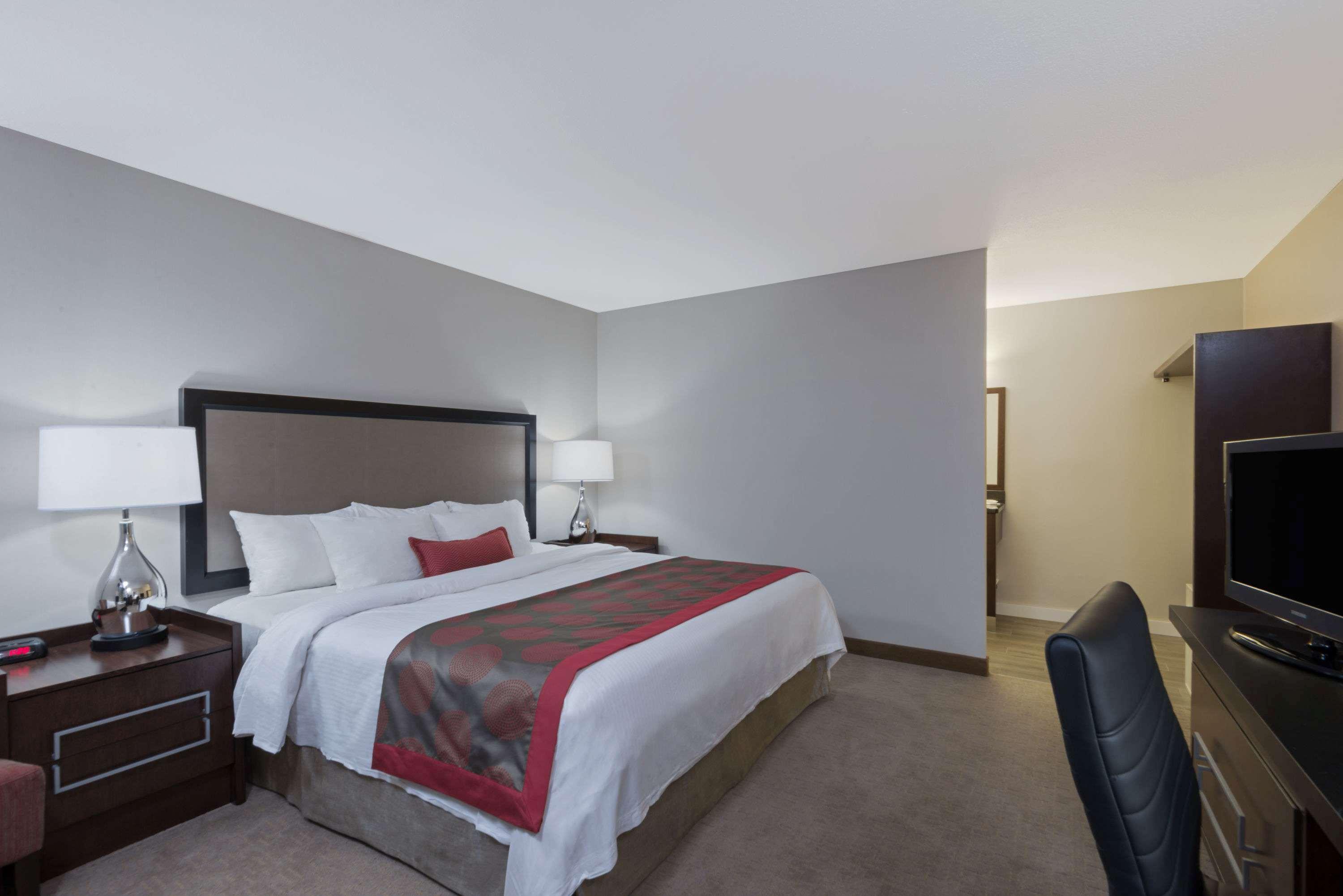 Ramada by Wyndham Boston — photo 5
