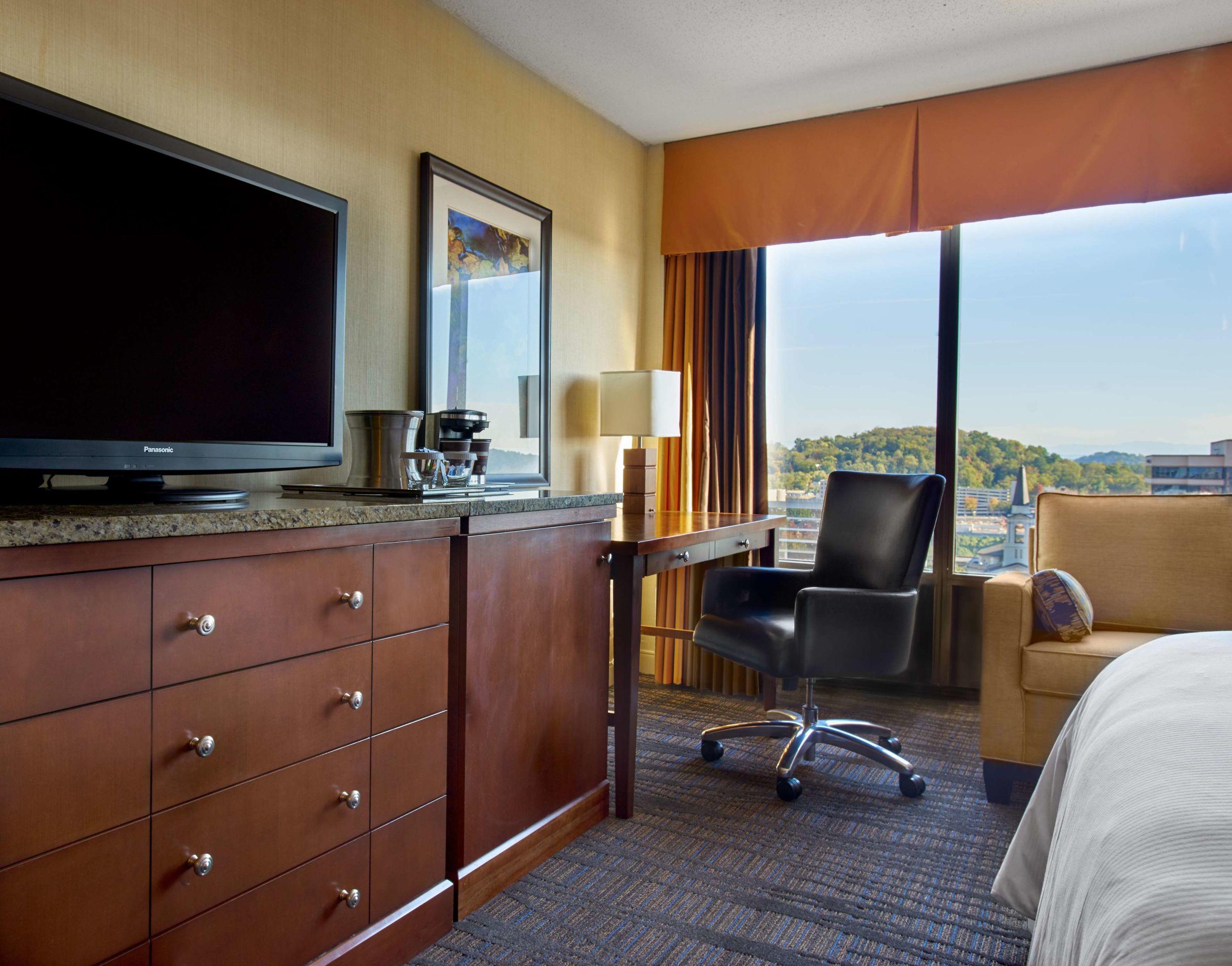 Hilton Knoxville — photo 4