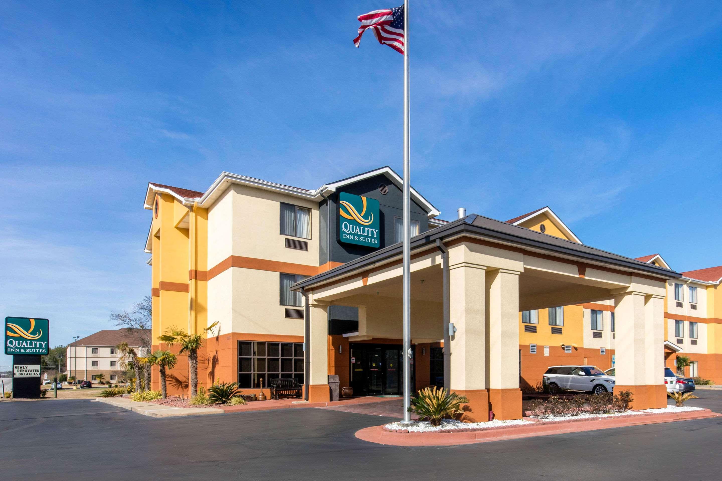 Quality Inn & Suites — photo 5