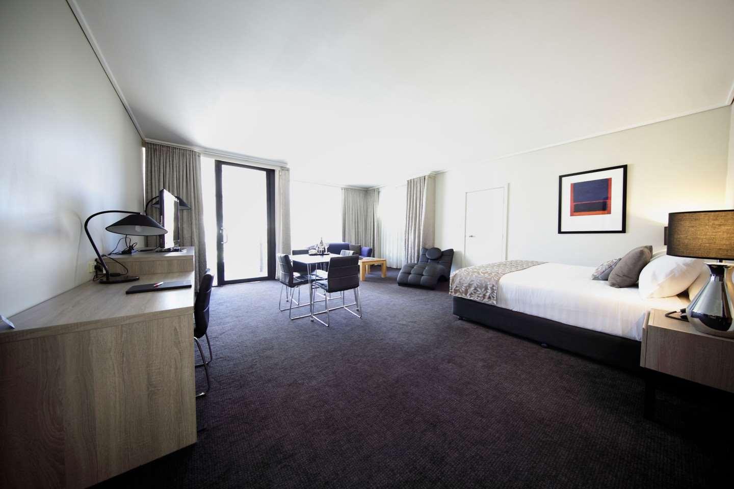 Dingley International Hotel — photo 4