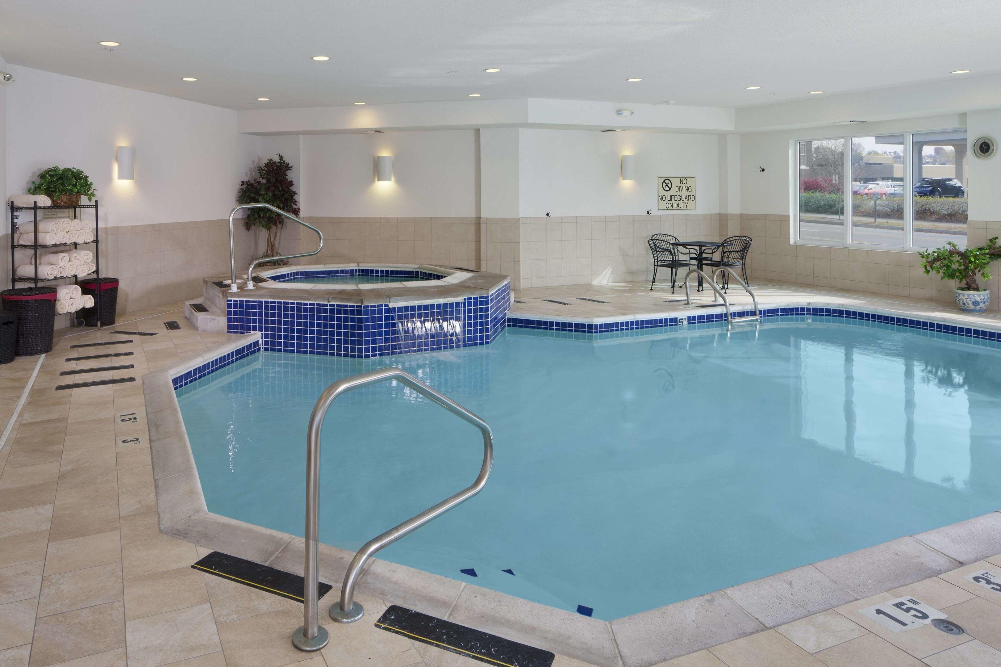 DoubleTree by Hilton Hotel Jefferson City — photo 5