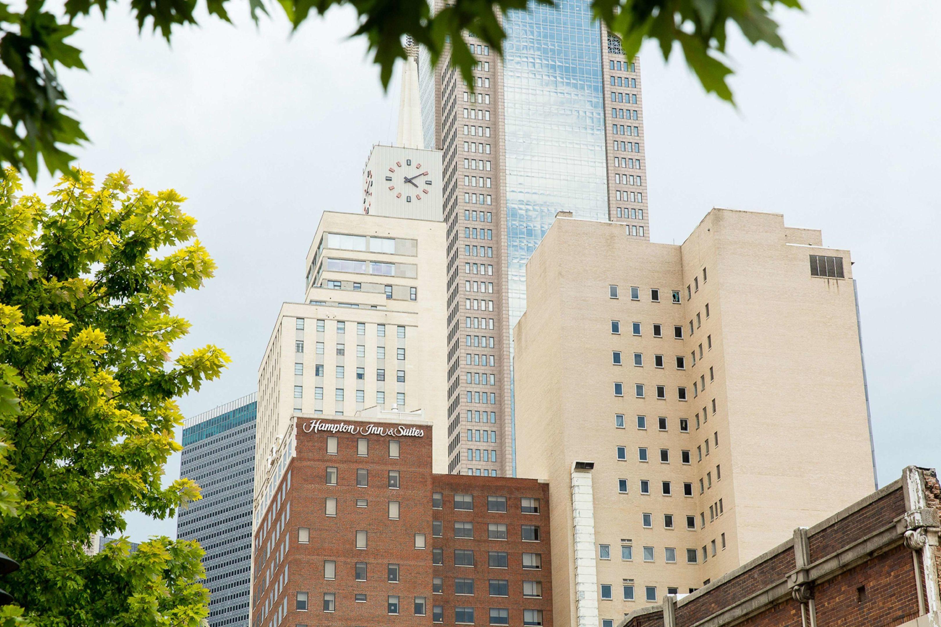 Hampton Inn & Suites Dallas Downtown — photo 5