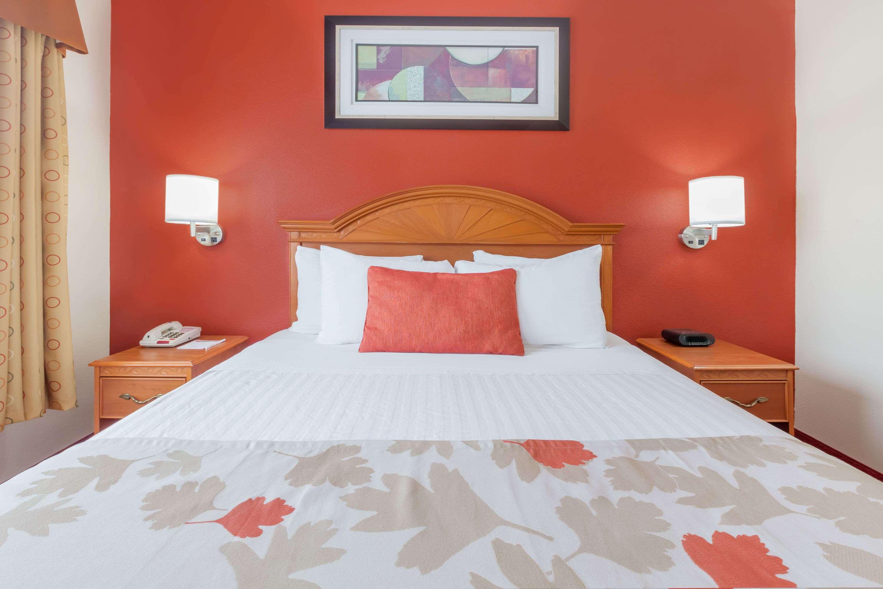 Hawthorn Suites By Wyndham Irving DFW South — photo 4