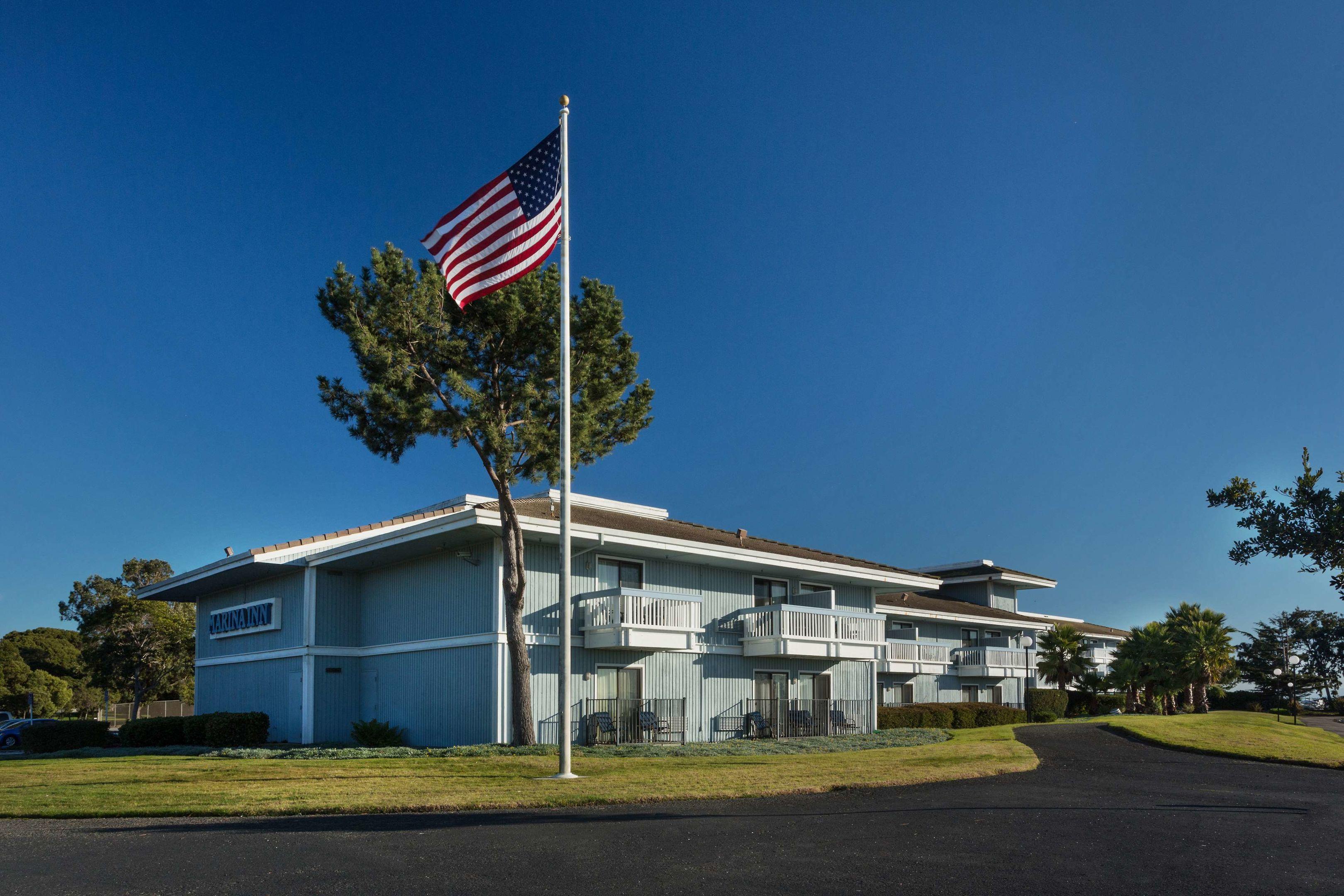 San Leandro Marina Inn — photo 3