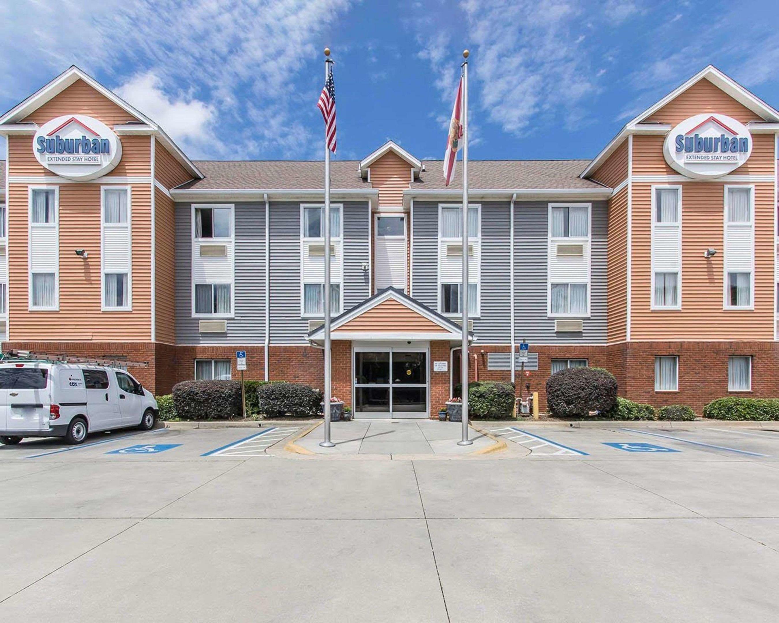 Suburban Extended Stay Hotel Naval Base Area — photo 3
