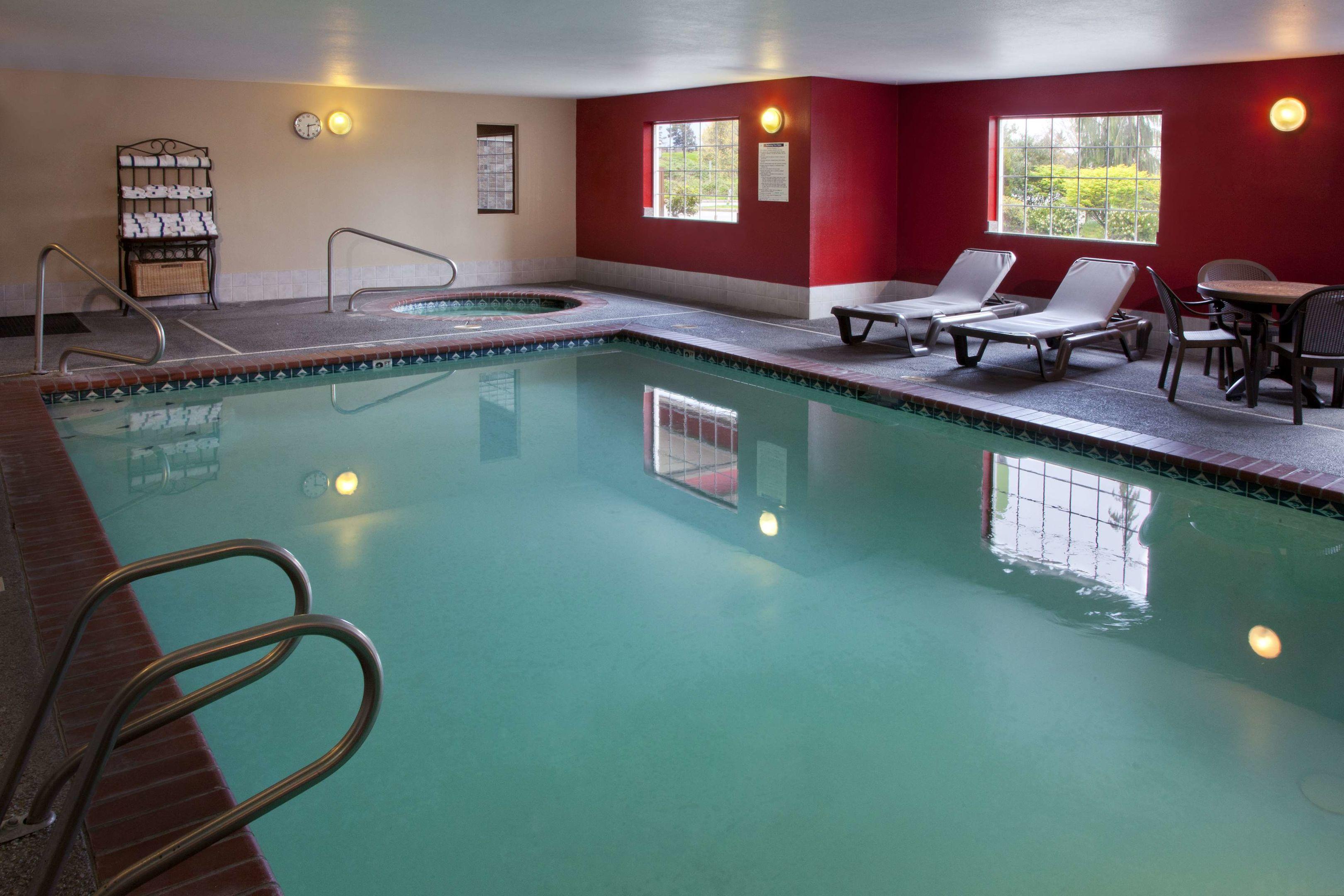 Red Lion Inn & Suites Kent Seattle Area — photo 3