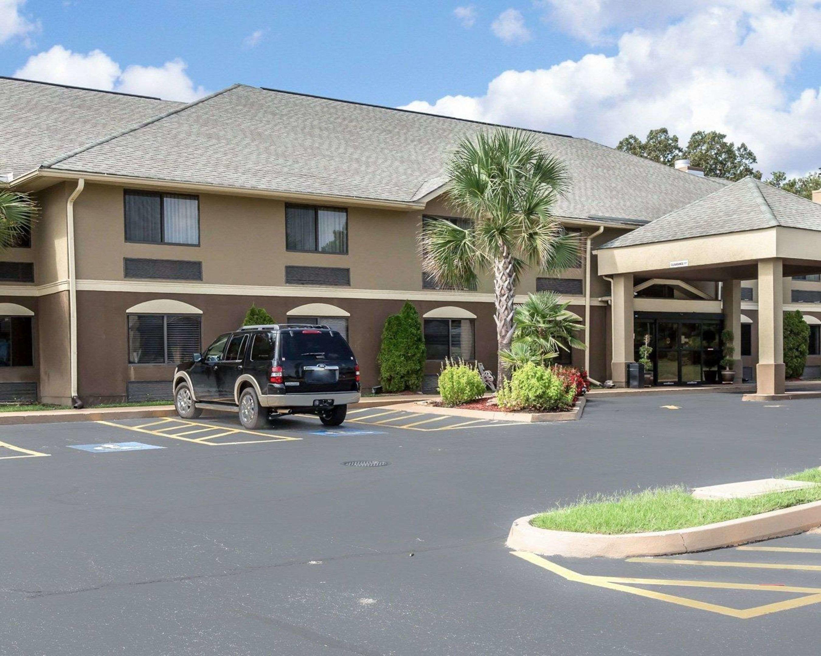 Comfort Inn and Suites Robins AFB