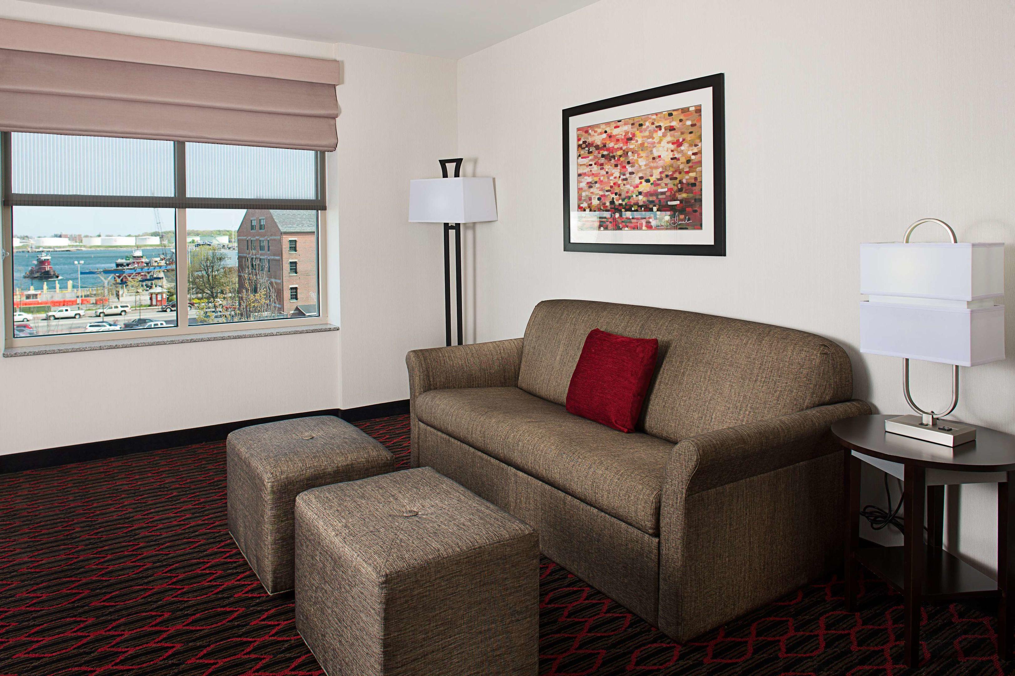 Hampton Inn Portland Downtown Waterfront — photo 5