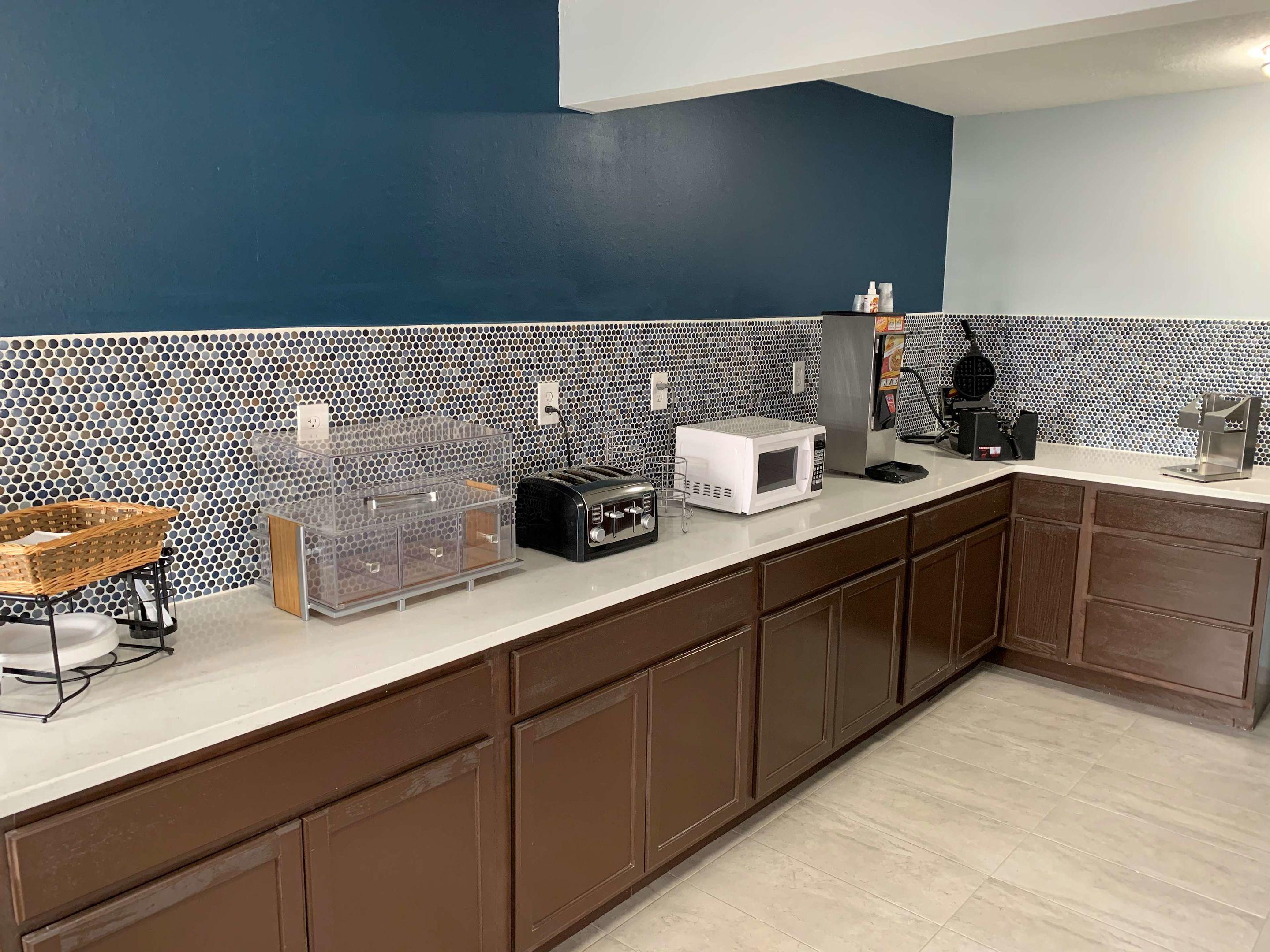 SureStay Hotel By Best Western Olathe — photo 5