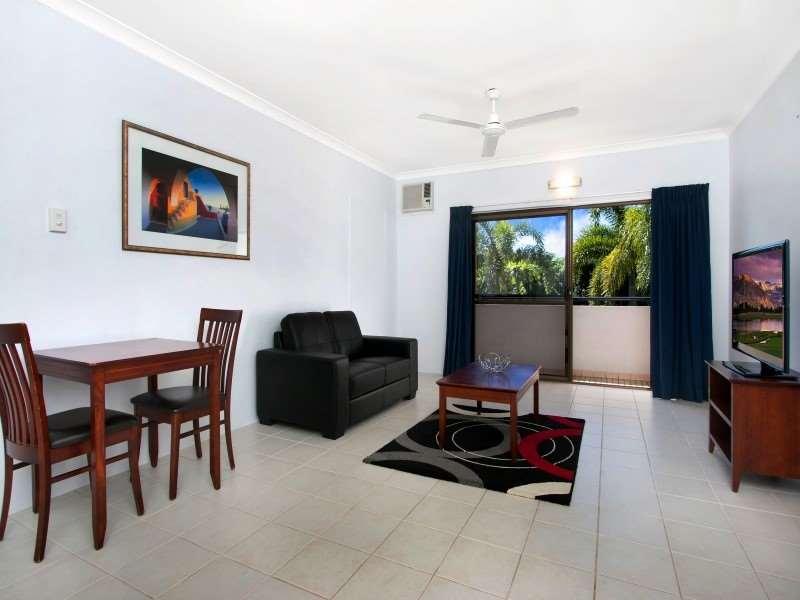 Cairns City Palms — photo 4