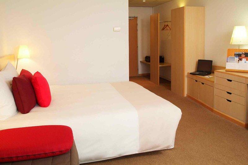 Novotel Sevilla — photo 4
