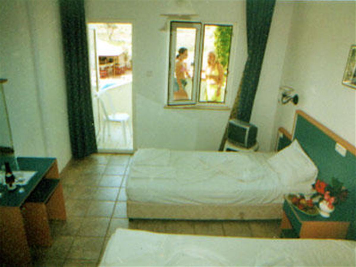 Side Spring Hotel — photo 4