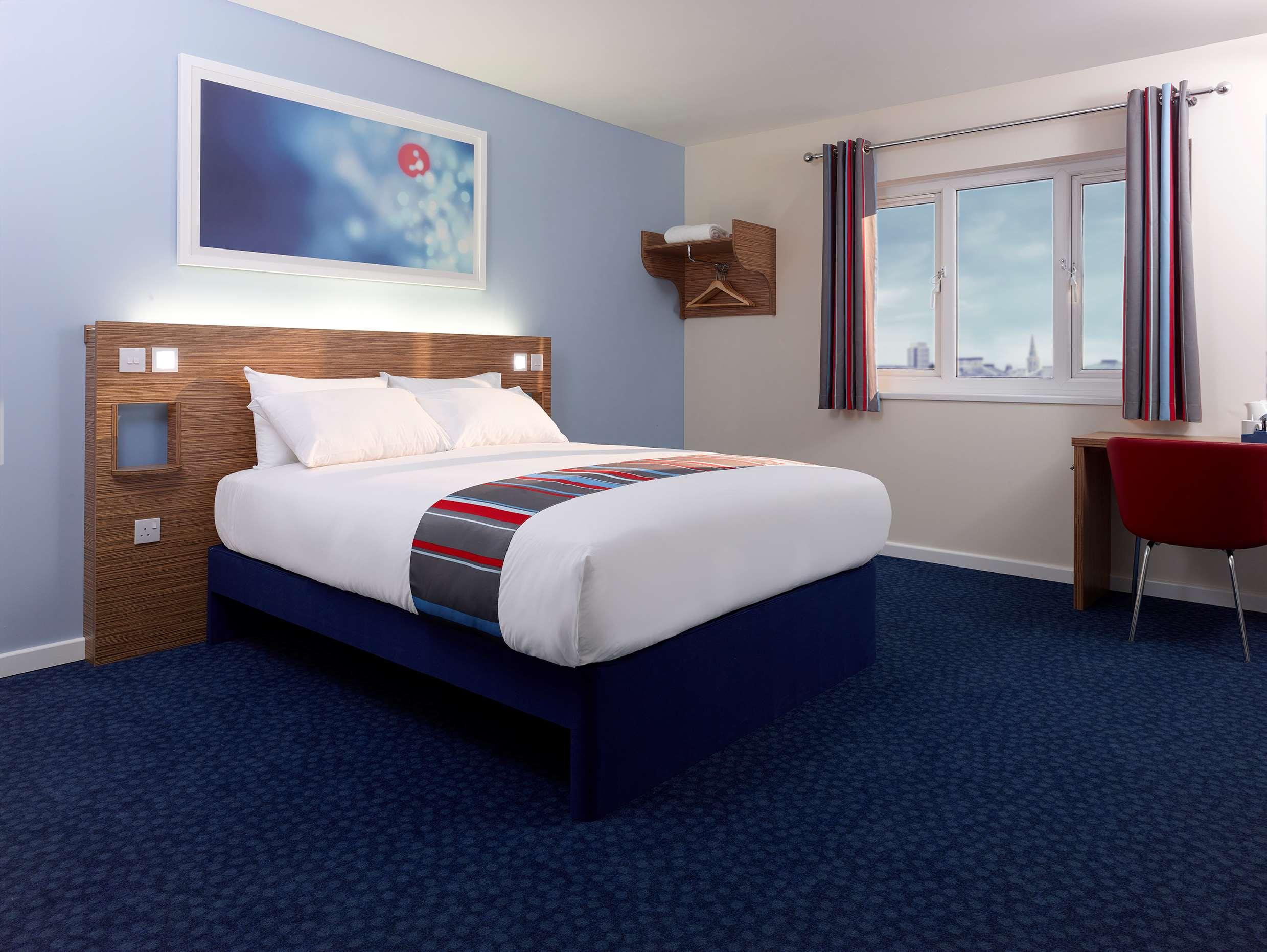 Travelodge Bradford — photo 3