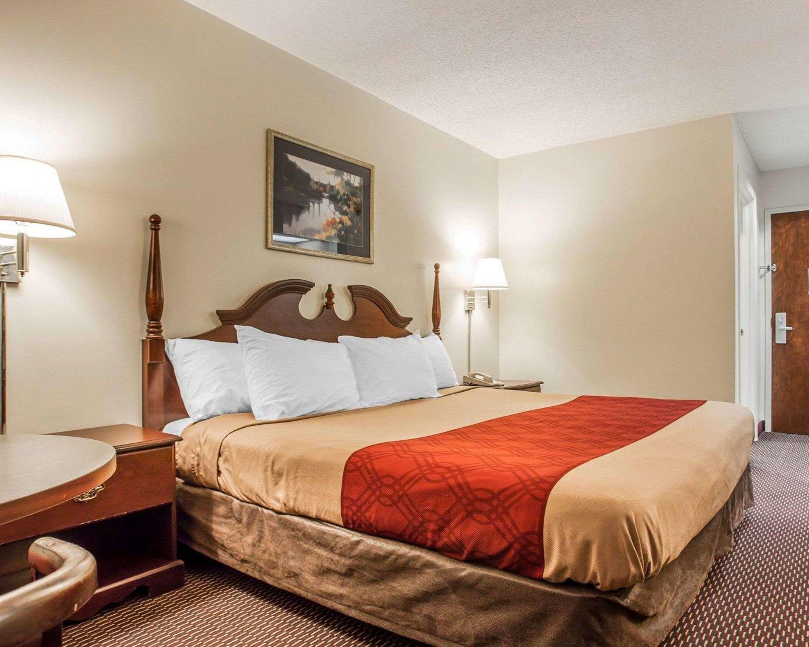 Econo Lodge Saint Stephen — photo 4