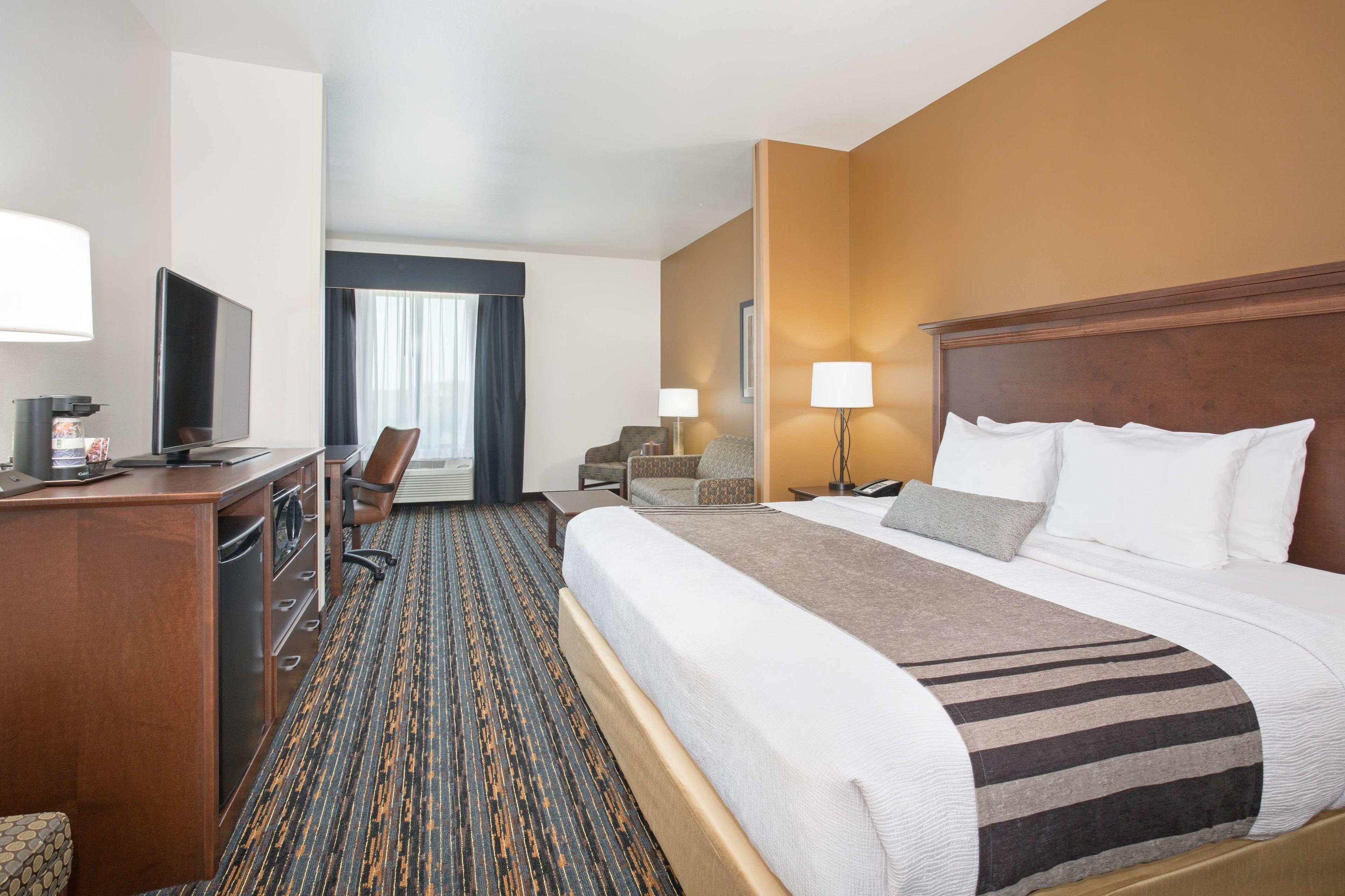 Best Western Plus Lincoln Inn & Suites — photo 4