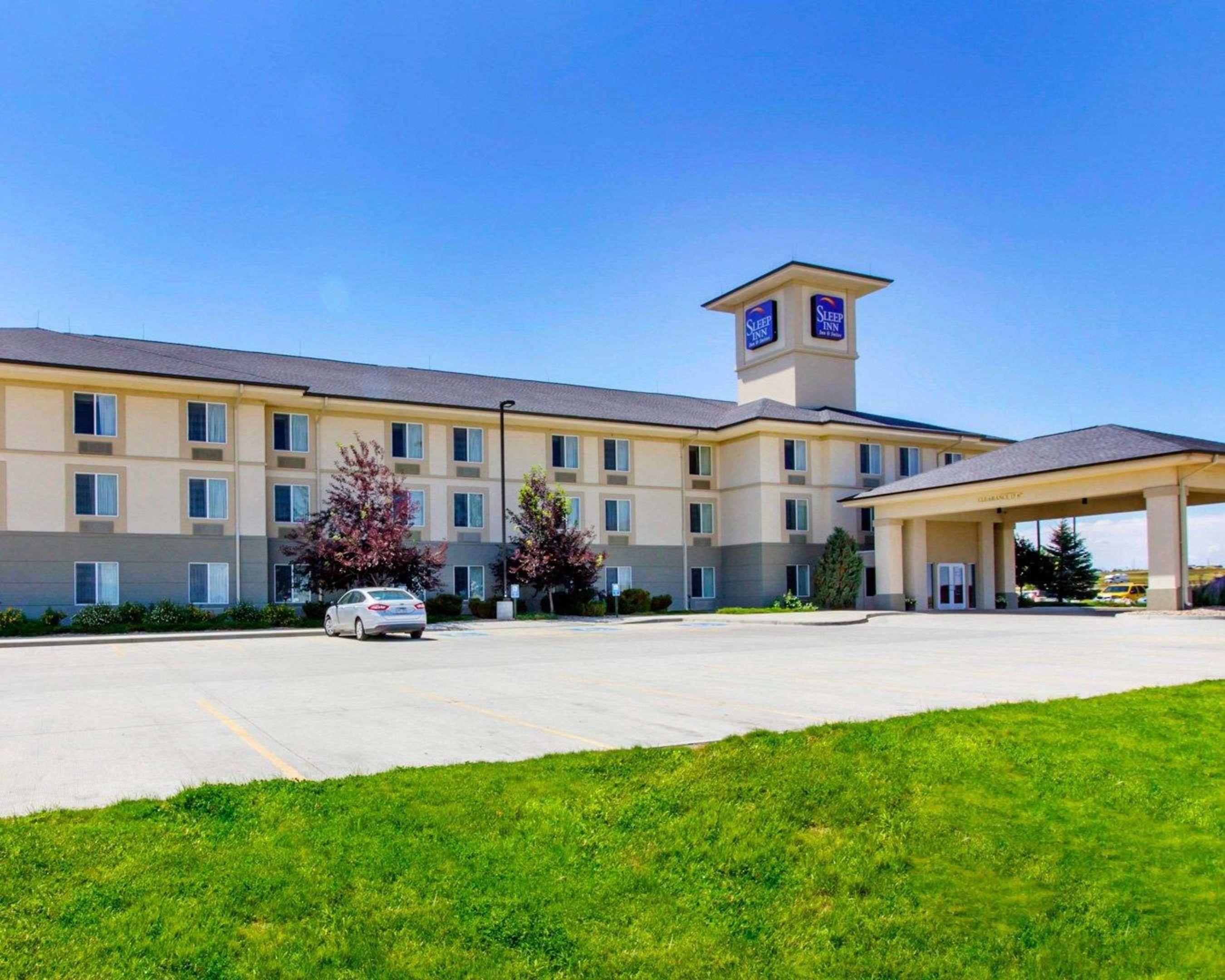 Sleep Inn & Suites — photo 3