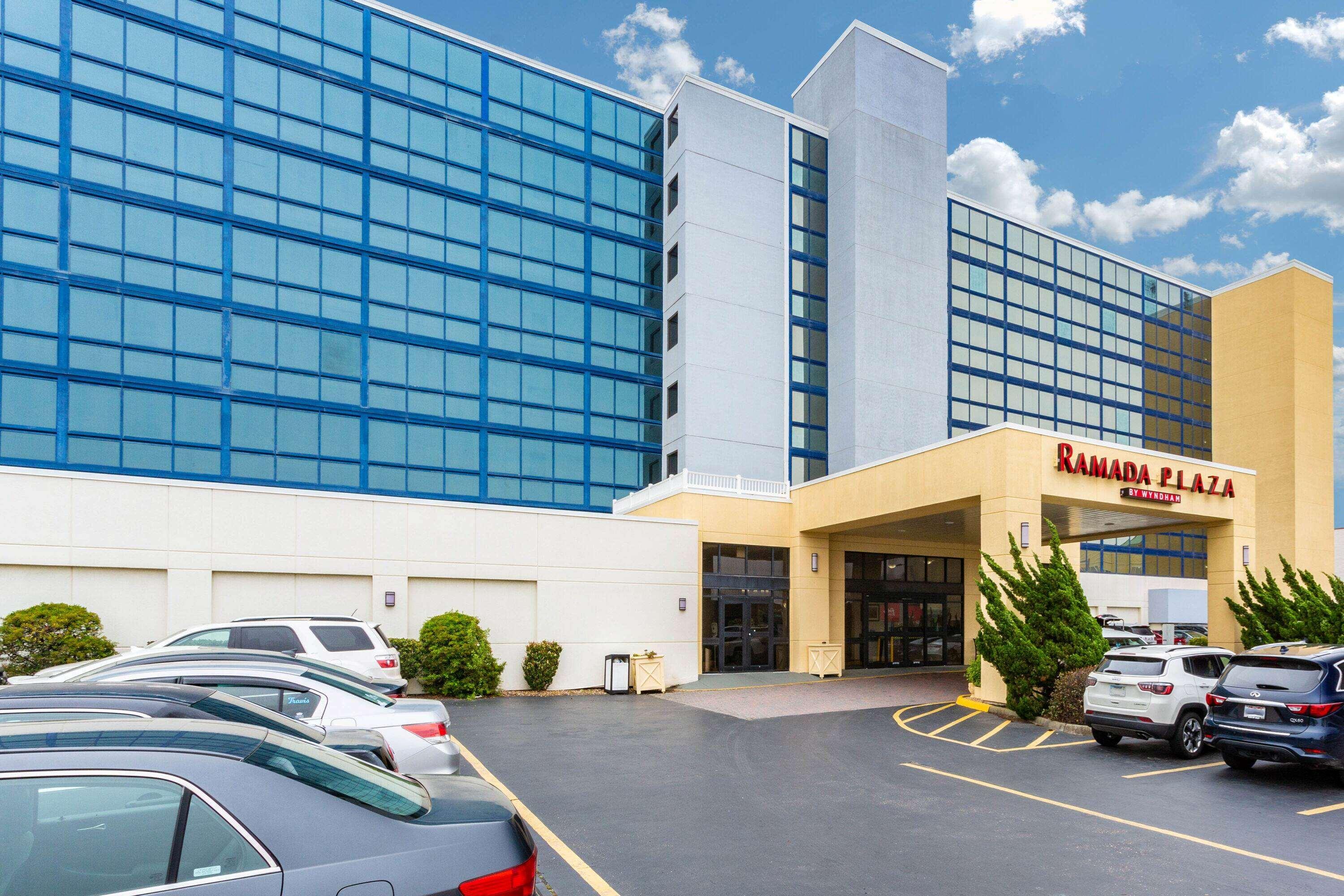 Ramada Plaza by Wyndham Virginia Beach — photo 5
