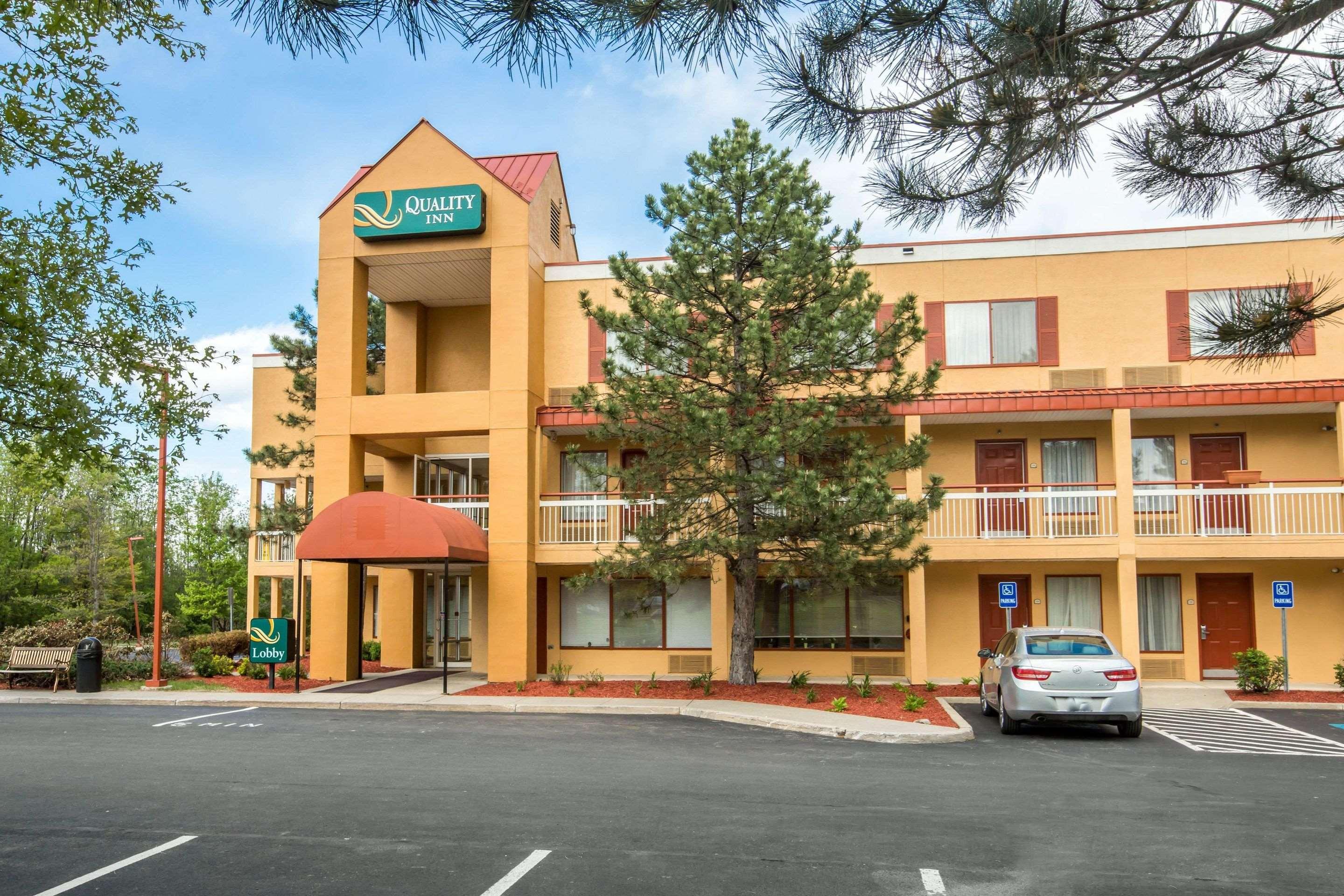 Quality Inn Colchester — photo 3