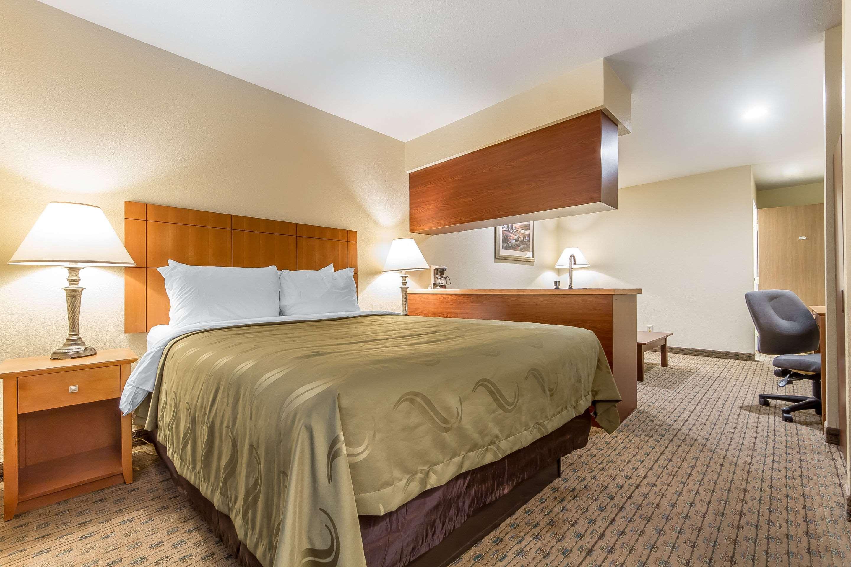 Quality Inn & Suites — photo 5