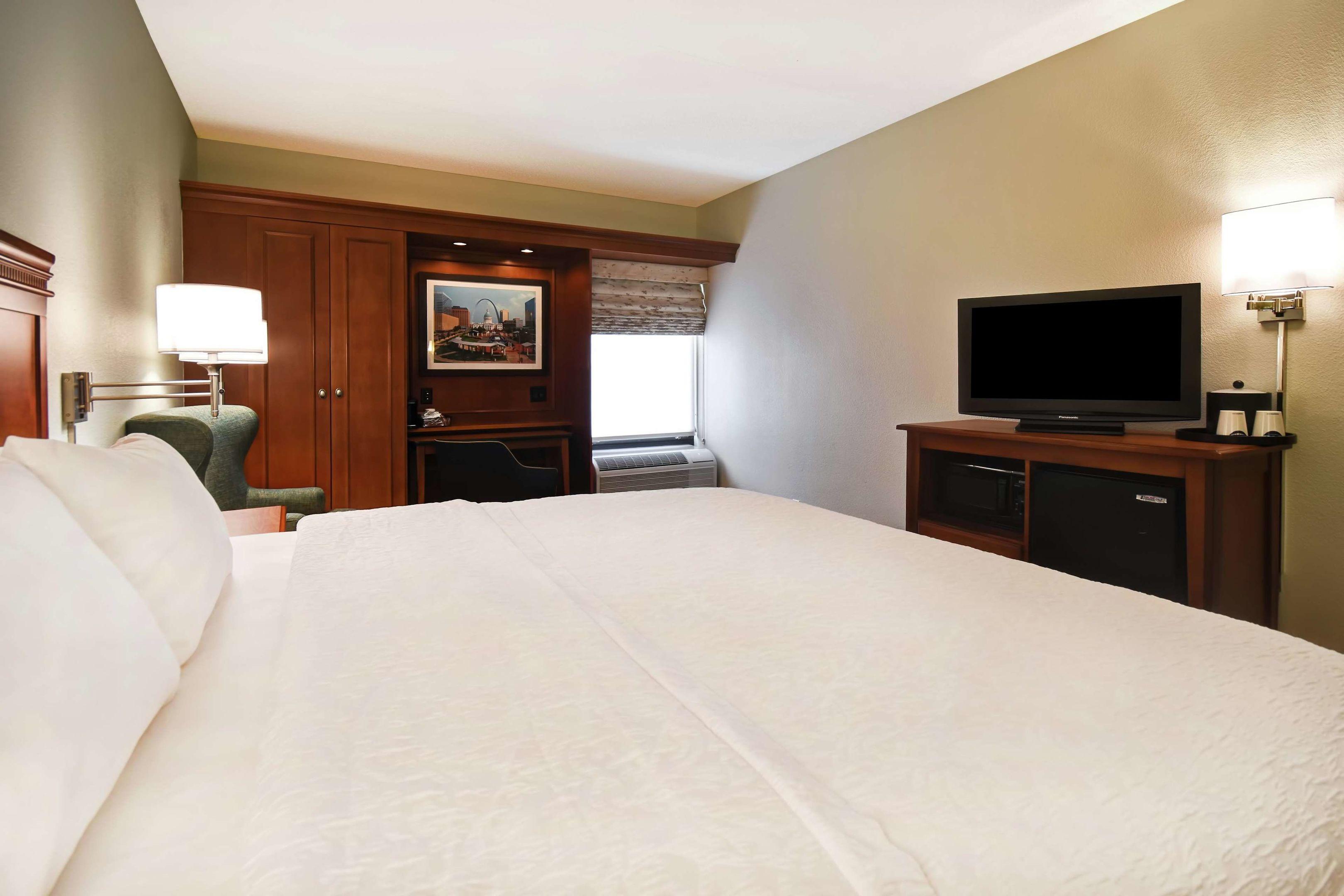 Hampton Inn St. Louis/Westport — photo 4