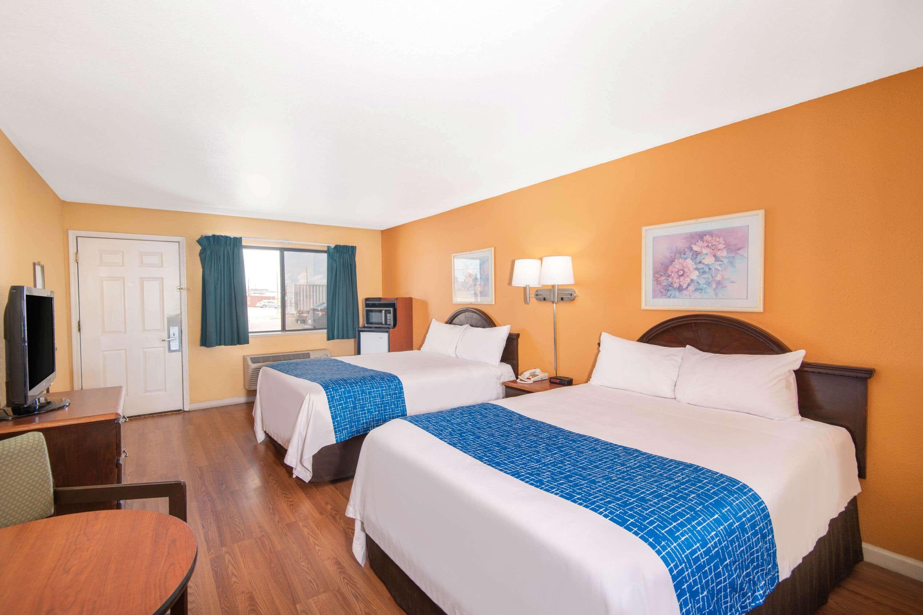 Travelodge by Wyndham Kingman — photo 5