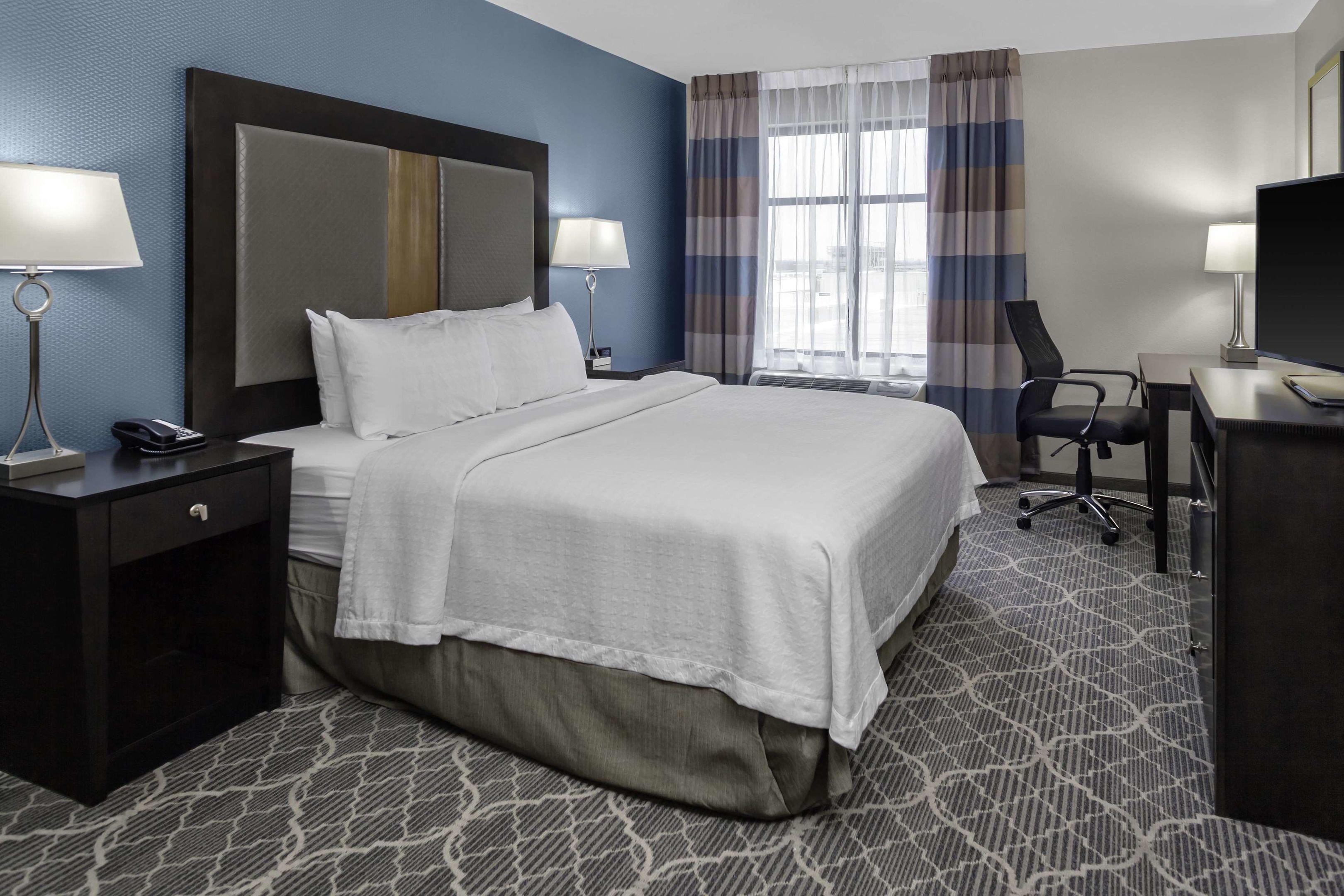 Homewood Suites By Hilton Wauwatosa Milwaukee — photo 3