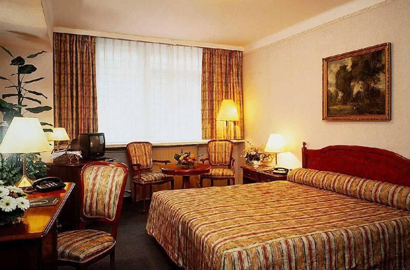 Danubius Hotel Astoria City Center — photo 4